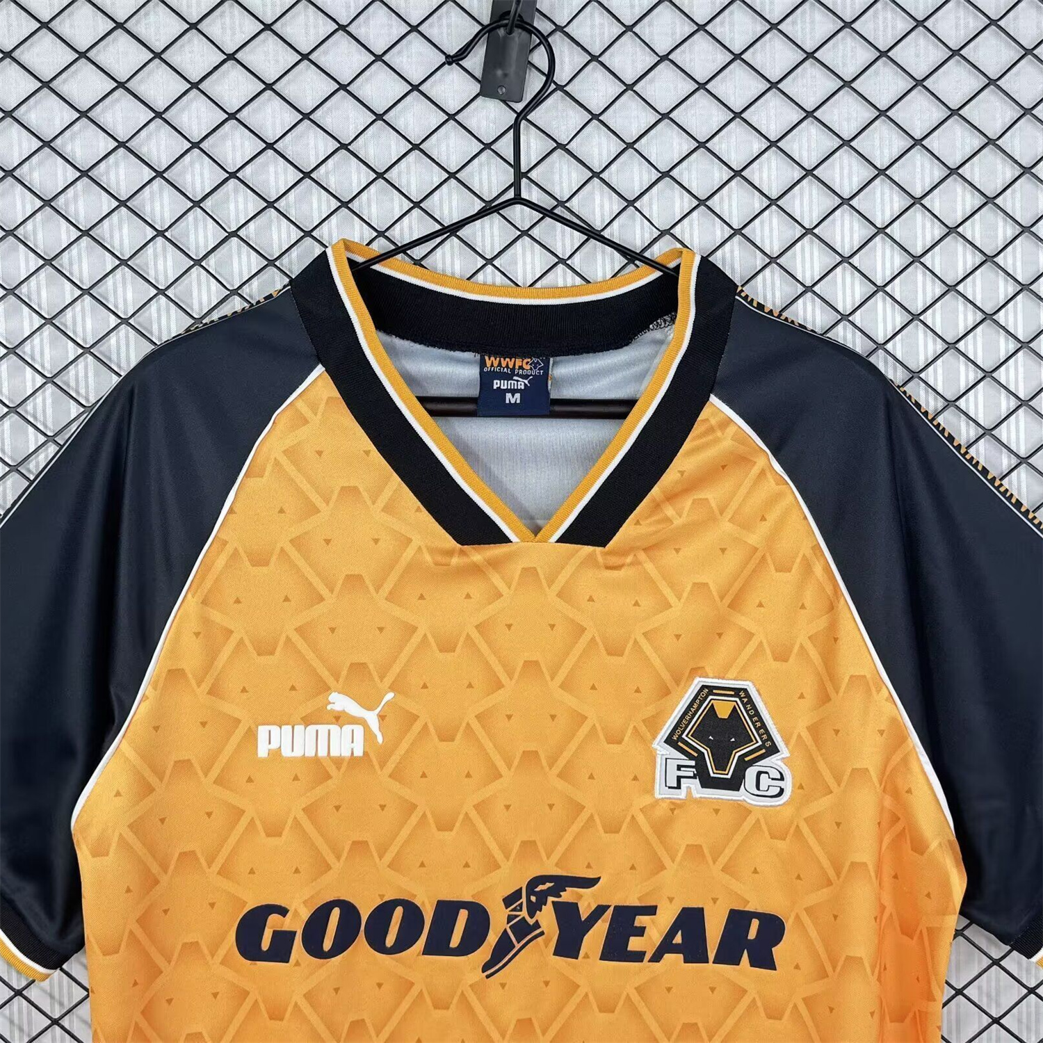TKH-turbokithub-Retro Wolverhampton Wanderers Wolves 1996-98 Home Jersey