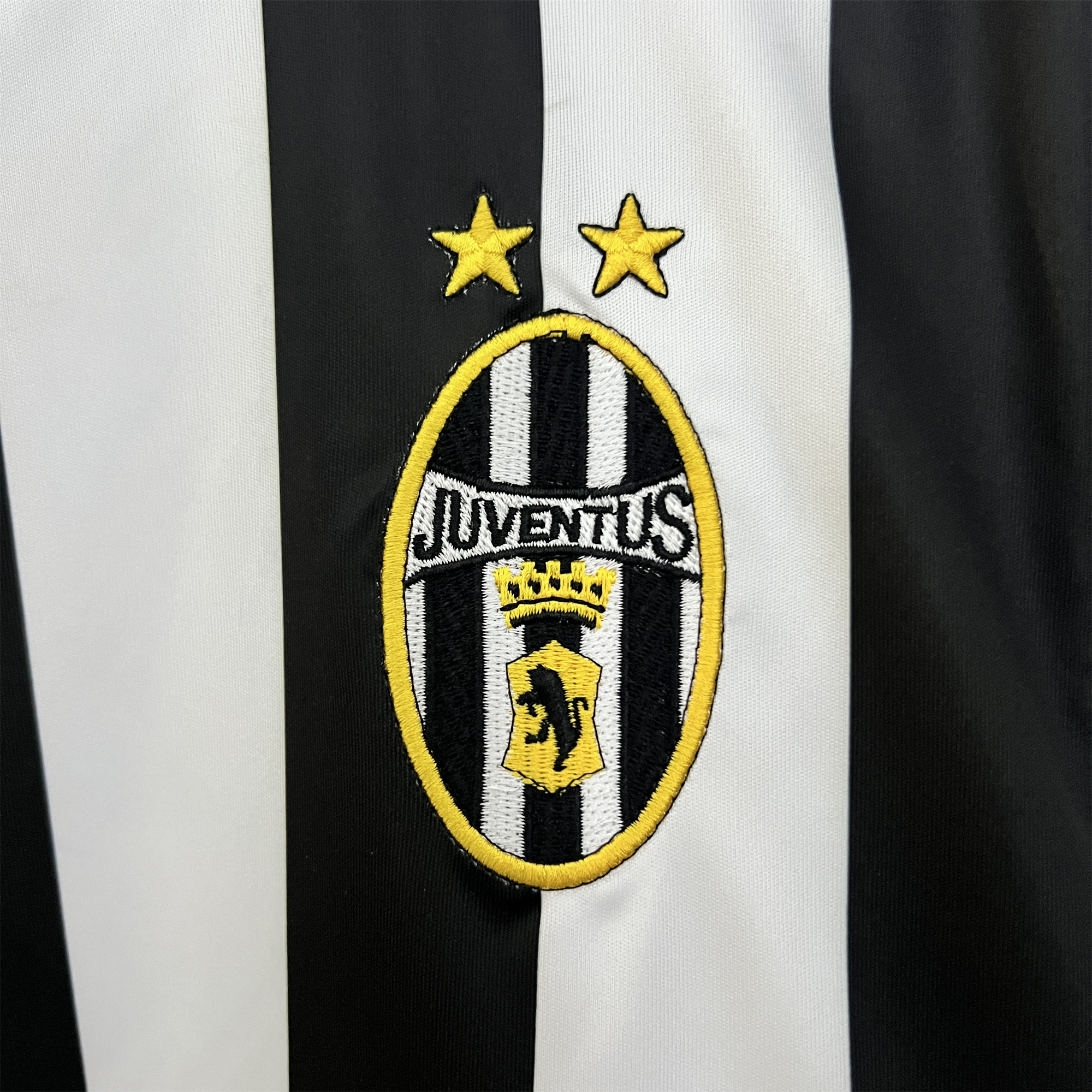 TKH-turbokithub-Retro Juventus 2003-04 Home Jersey