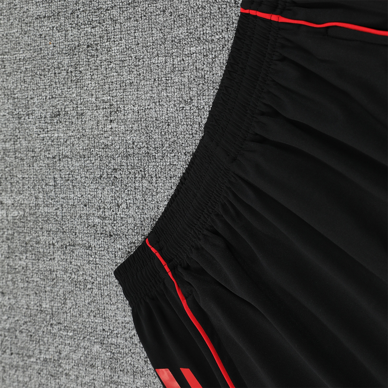 TKH-turbokithub-Manchester United 25-26 Short-Sleeve Training Set - Red Black Blocks White Top & Black Shorts