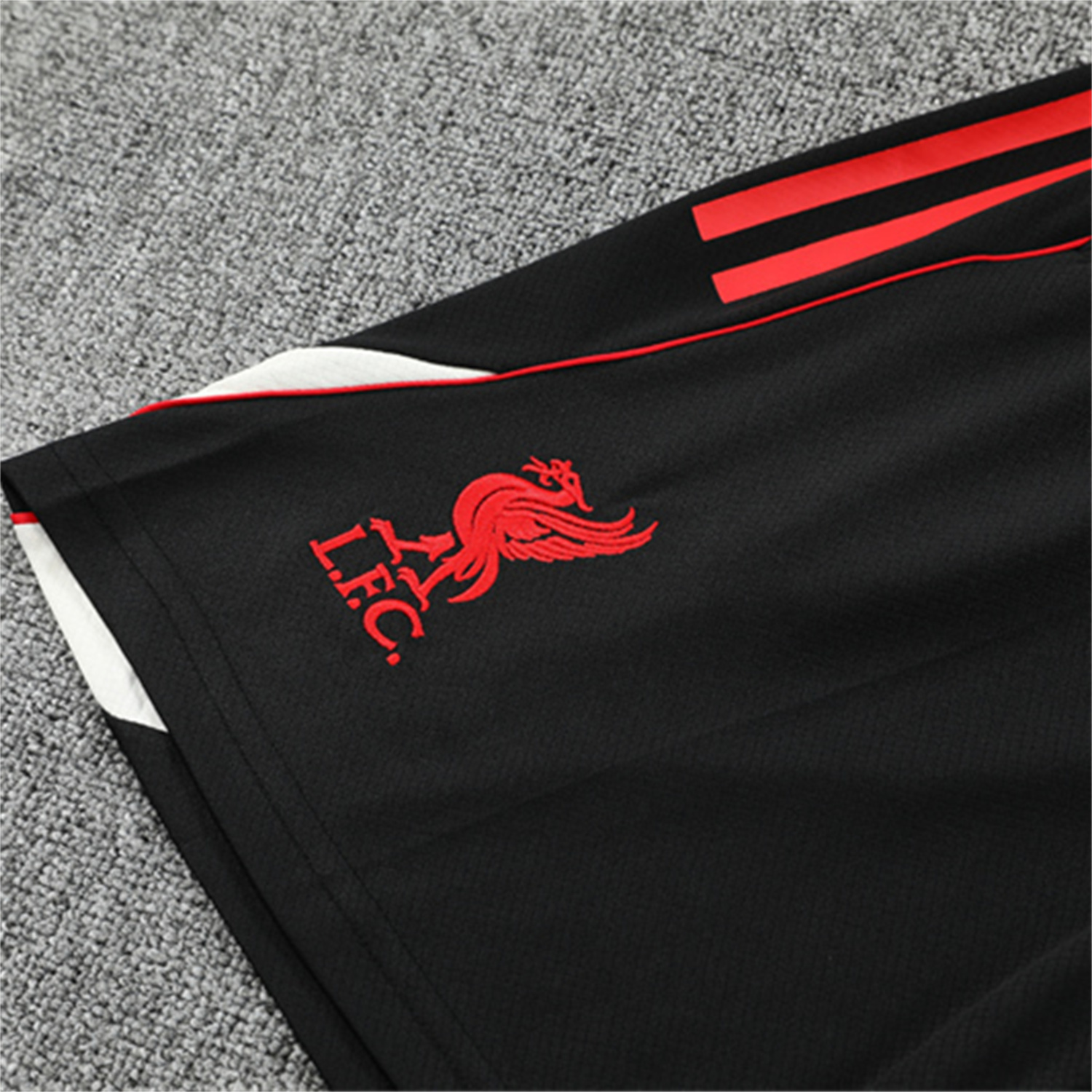 TKH-turbokithub-Liver.pool 25-26 Short-Sleeve Training Set - Red Camouflage Top & Black Shorts