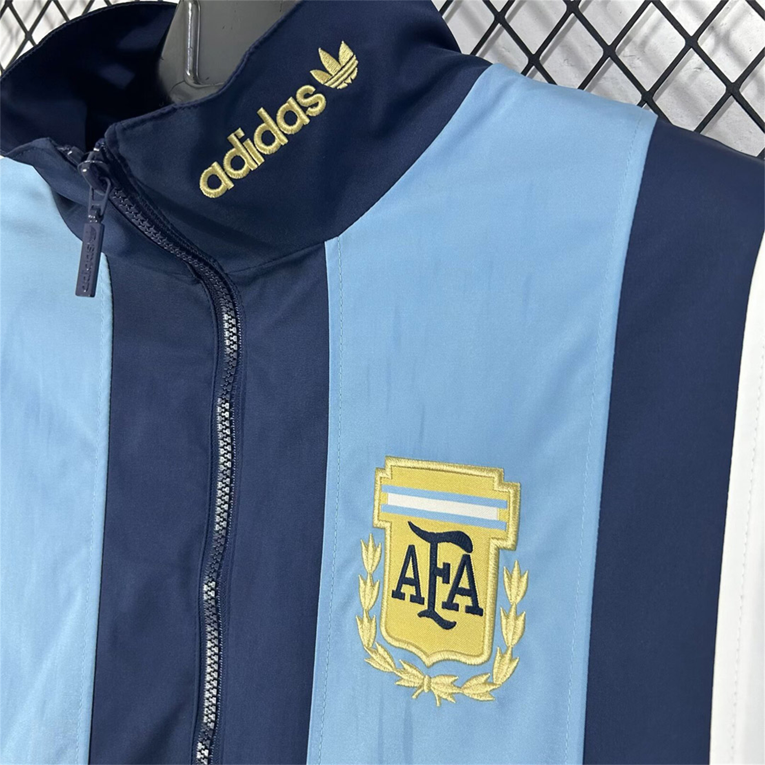 TKH-turbokithub-Argentina 2026 EQT Windbreaker Jackety - Blue