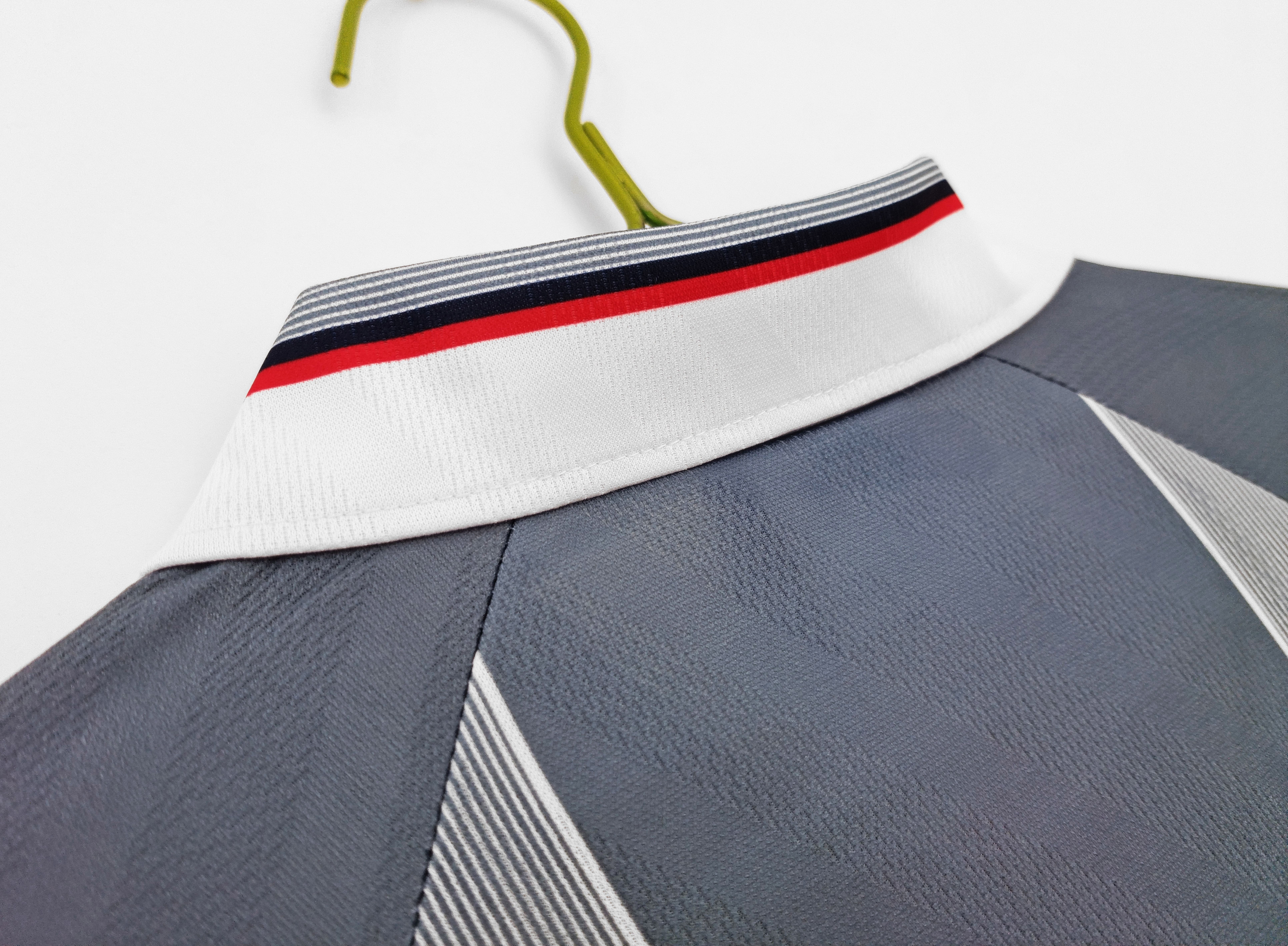 TKH-turbokithub-Retro England 1996 Away Stadium Long Sleeve Jersey