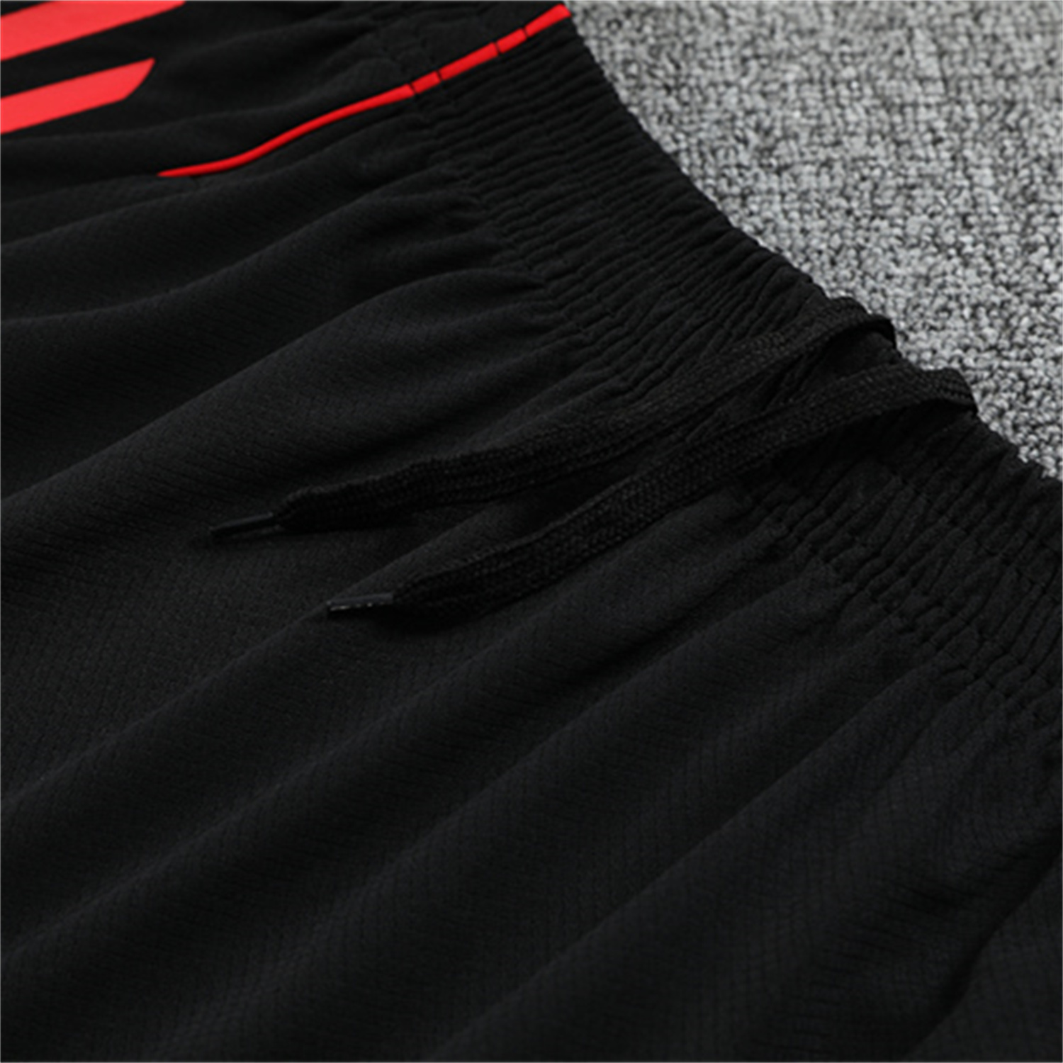 TKH-turbokithub-Manchester United 25-26 Kid Short-Sleeve Training Set - Red Top & Black Shorts
