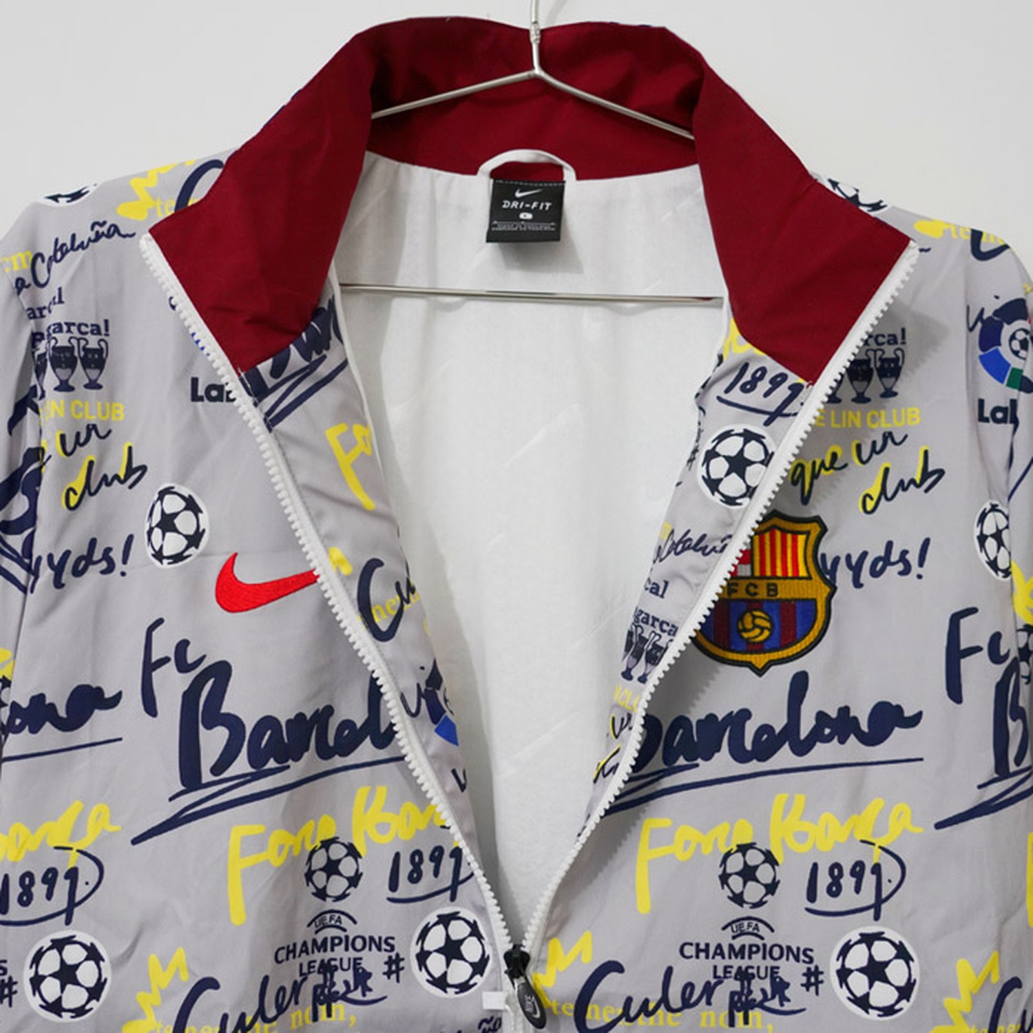 TKH-turbokithub-Barcelona 26-27 Barca Fonts Windbreaker Jacket - Grey