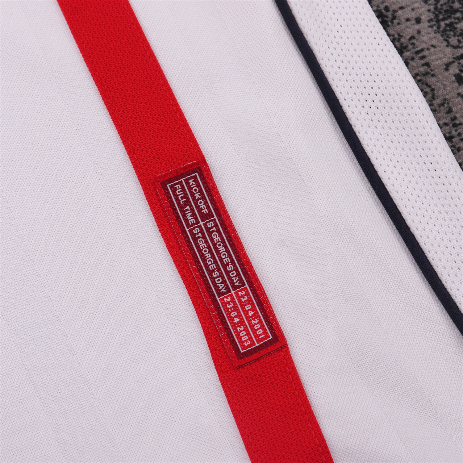TKH-turbokithub-Retro England 2002 Home Kids Kit
