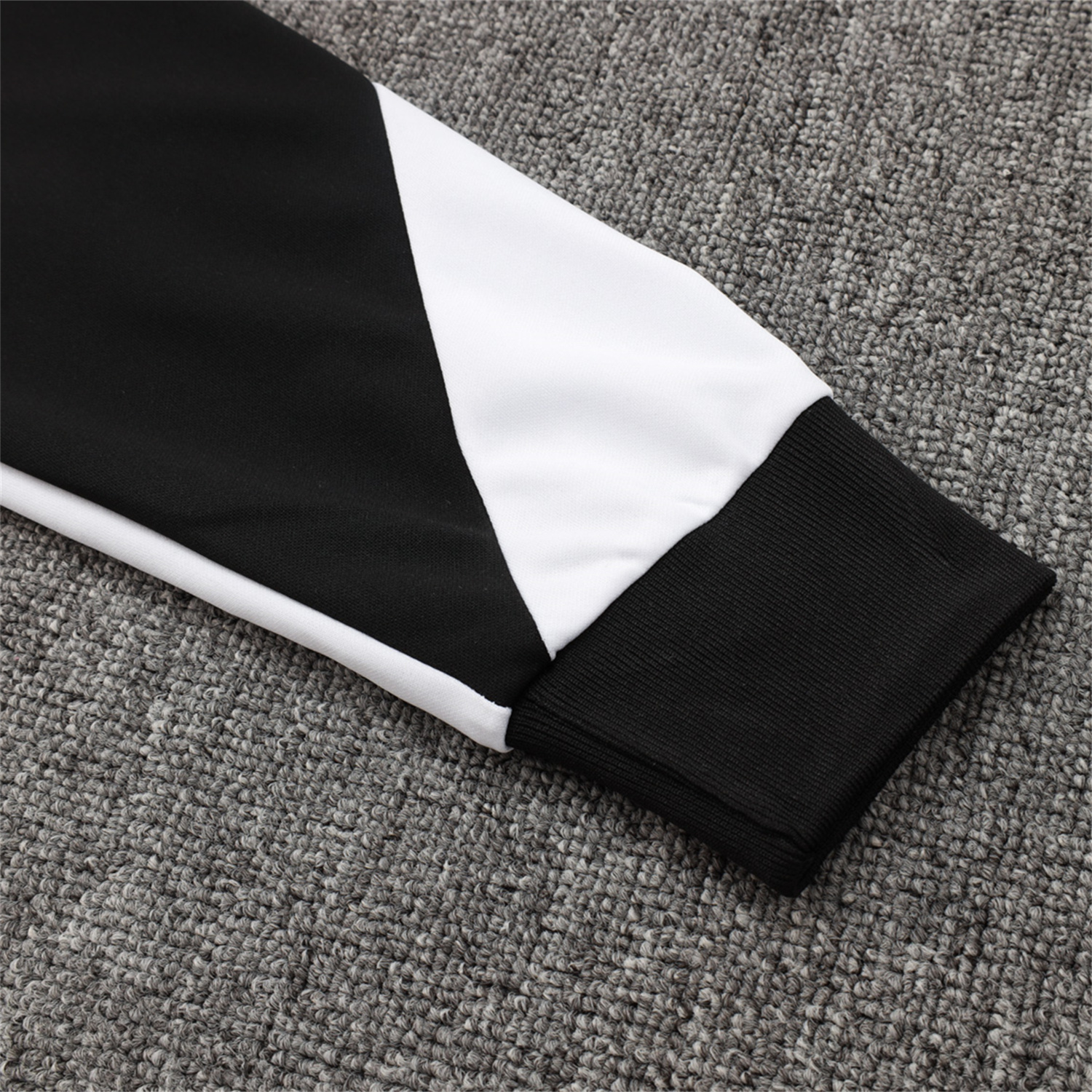 TKH-turbokithub-Corinthians 25-26 Jacket Training Tracksuit - White Jackets & Black Pants