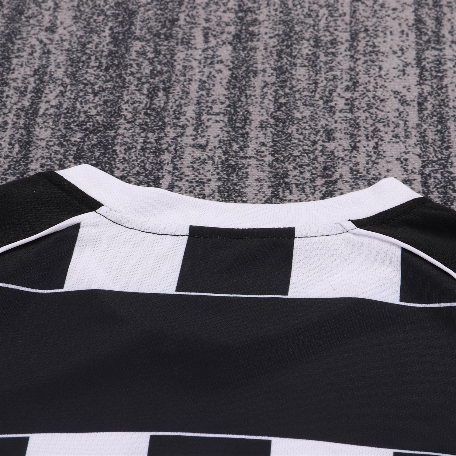 TKH-turbokithub-Retro Juventus 2002-03 Home Kids Kit