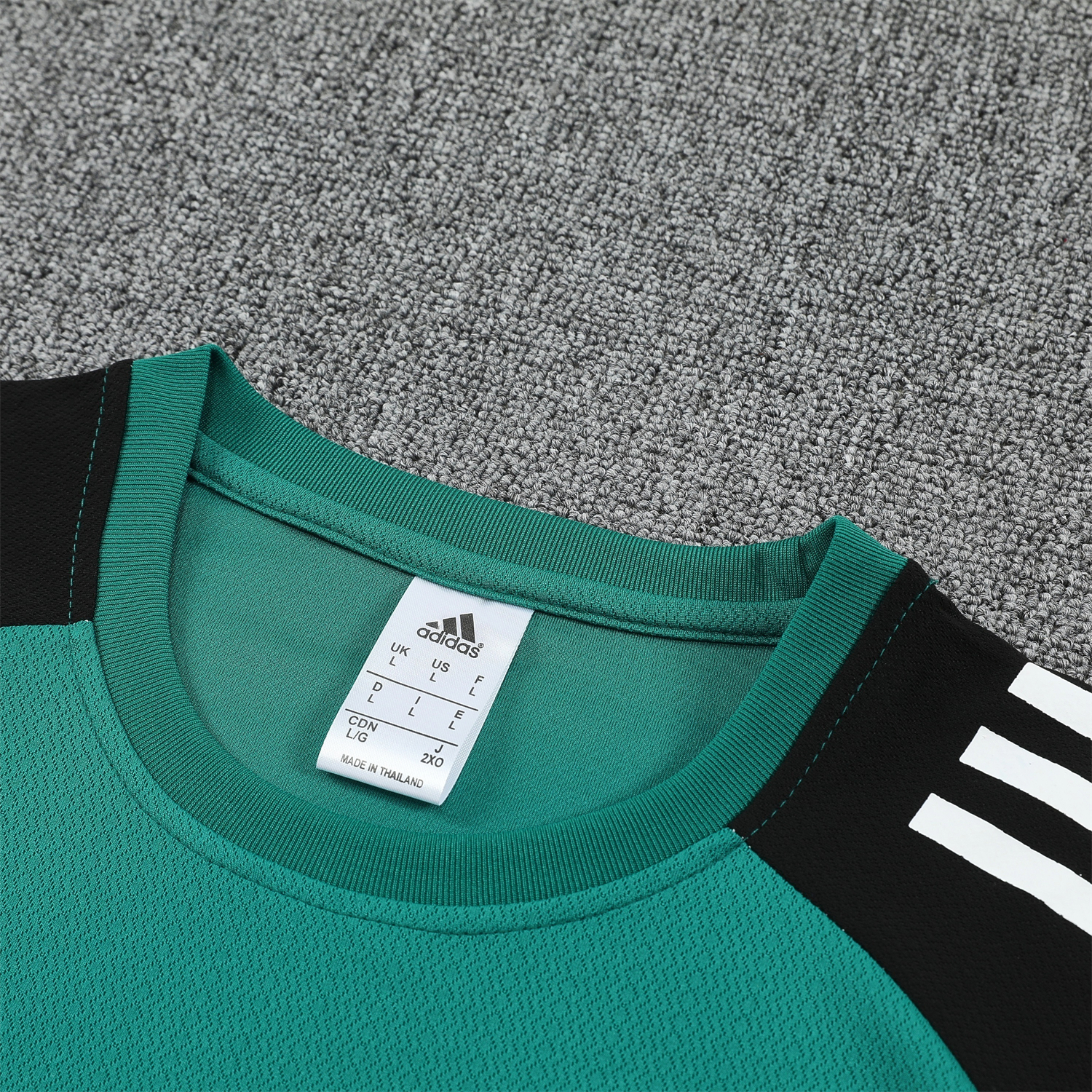 TKH-turbokithub-Liver.pool 25-26 Short-Sleeve Training Set - Green With Black Top & Black Shorts