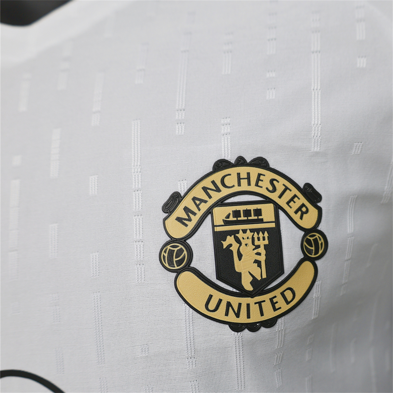 TKH-turbokithub-Manchester United 26-27 Snapdragon White Special Jersey - Player Version