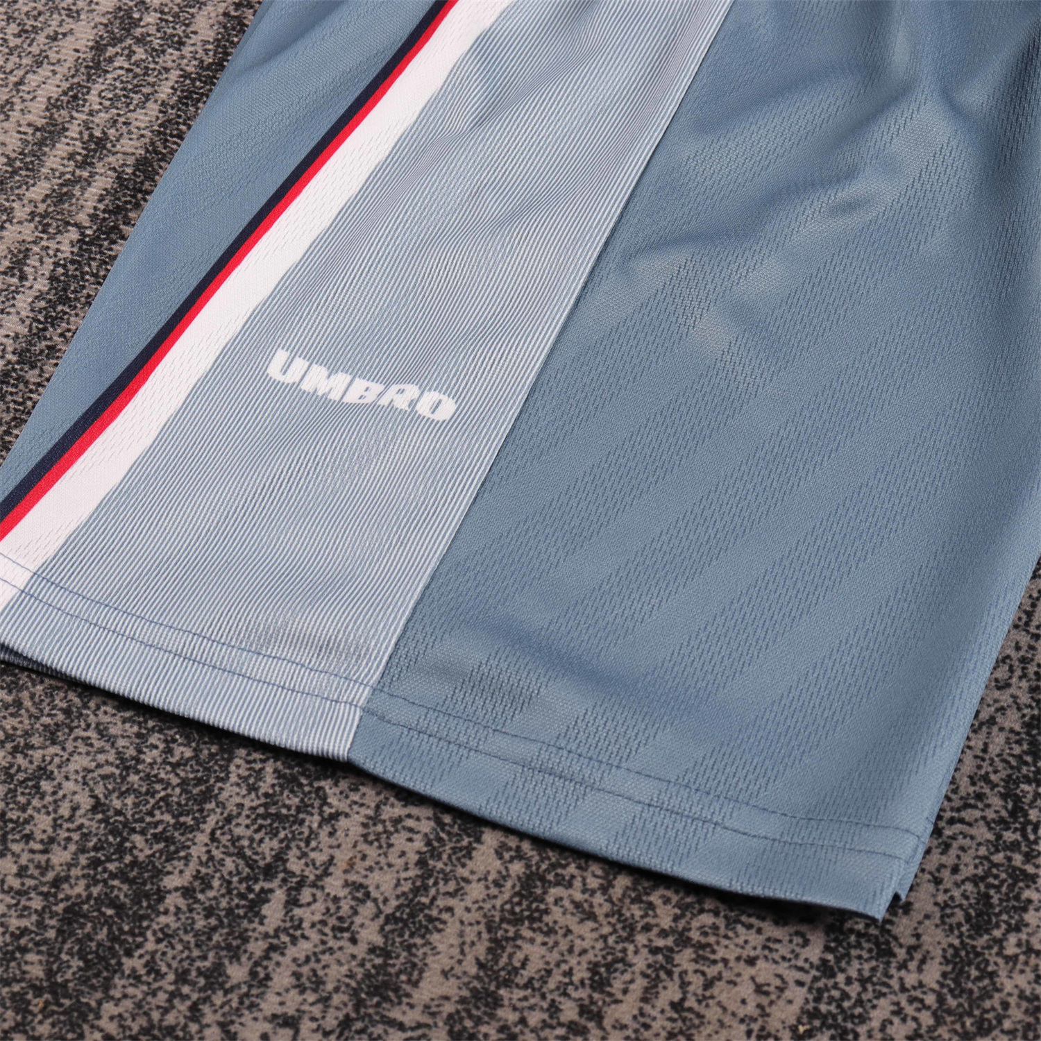 TKH-turbokithub-Retro England 1996 Away Kids Kit