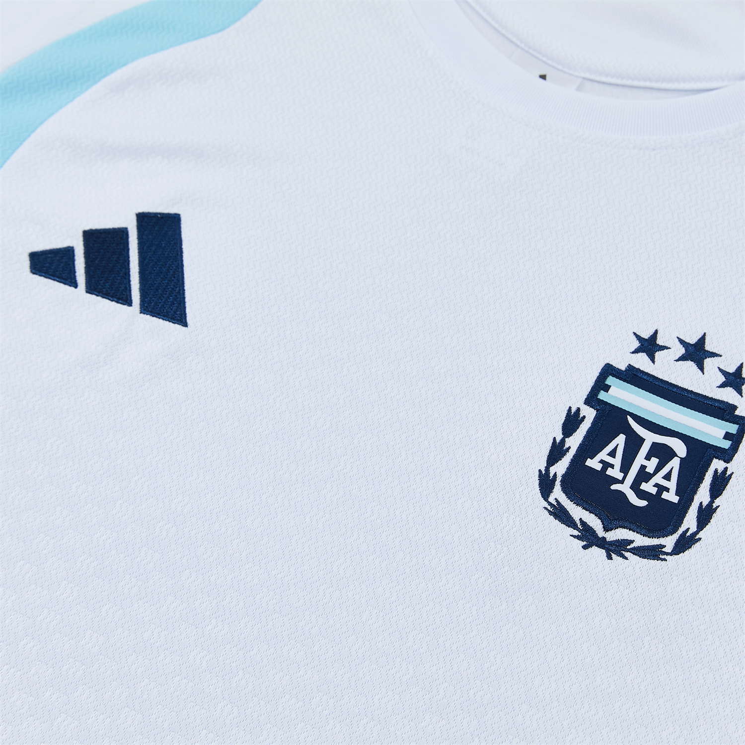TKH-turbokithub-Argentina 2026 Short-Sleeve Training Set - White Top and Dark Blue Shorts