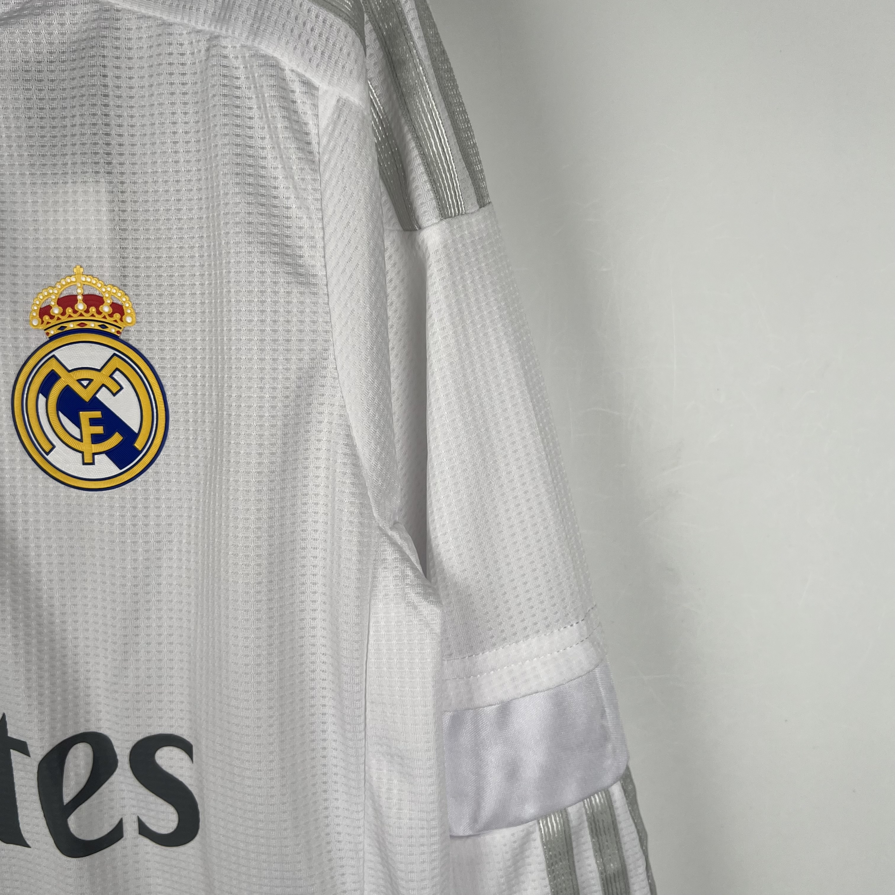 TKH-turbokithub-Retro Real Madrid 15-16 Home Stadium Long Sleeve Jersey