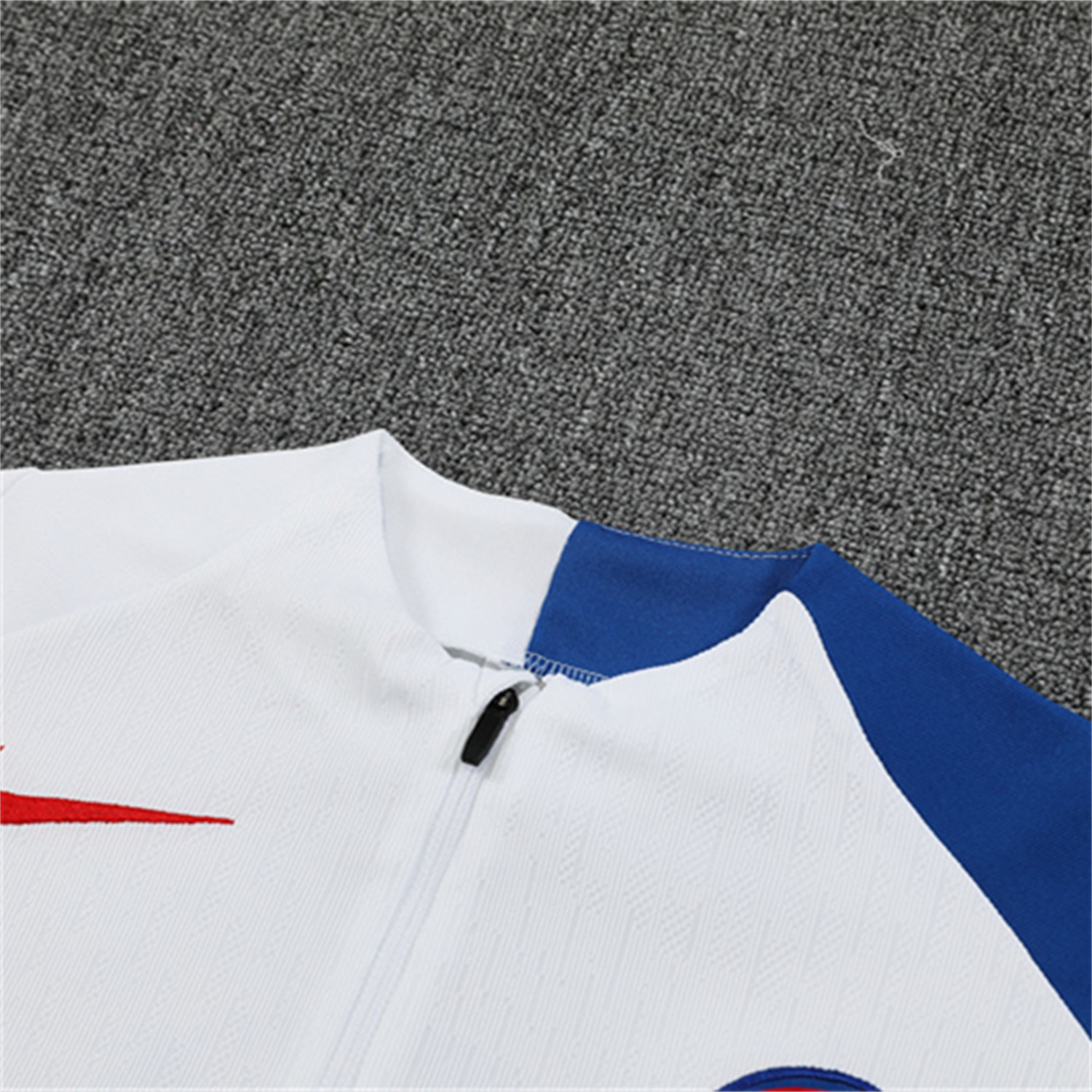 TKH-turbokithub-Paris Saint-Germain PSG 25-26 Long Sleeve Training Set - Player Version - White Top and Black Pants