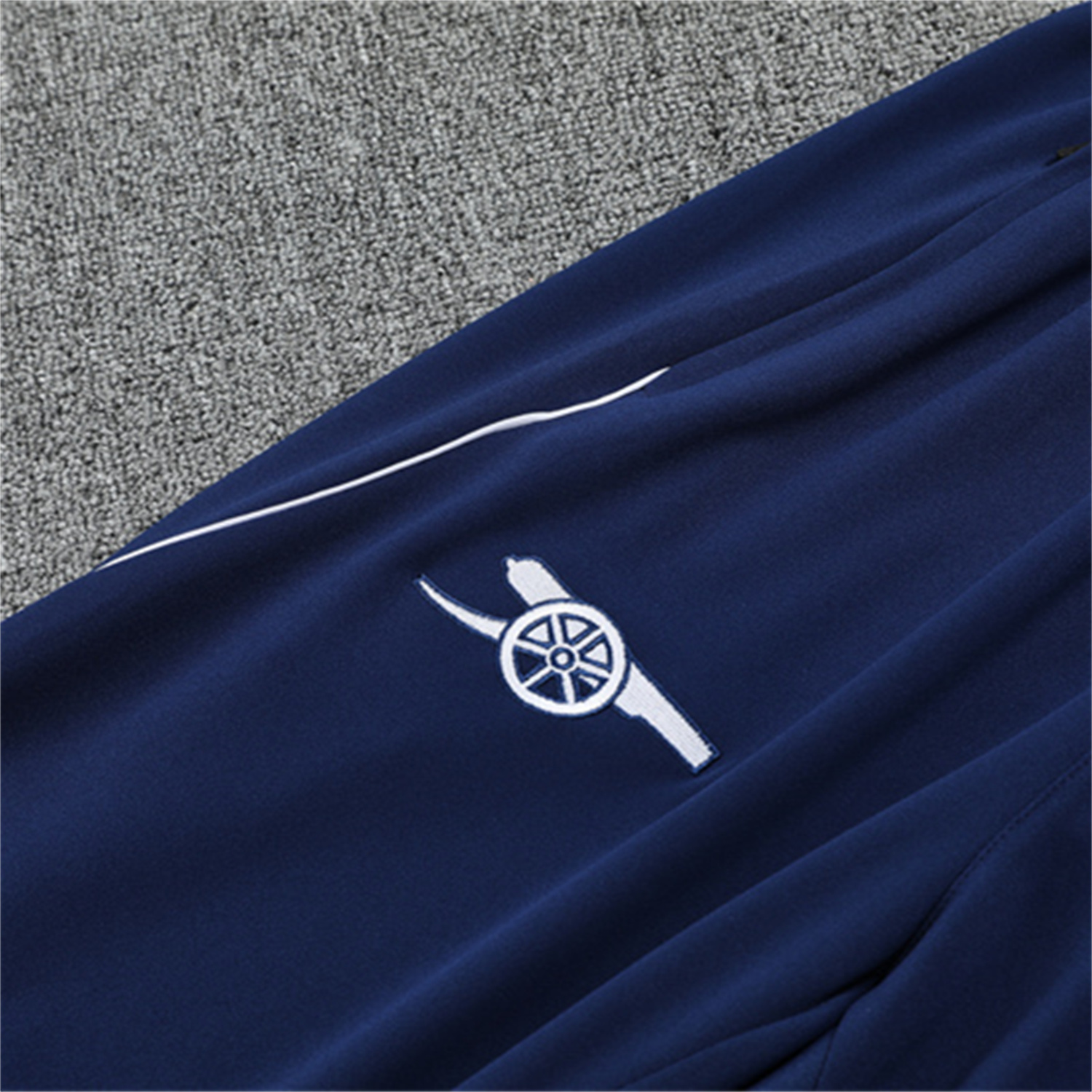 TKH-turbokithub-Arsenal 25-26 Long Sleeves Training Set - Colorful Camouflage Top & Royal Blue Pants