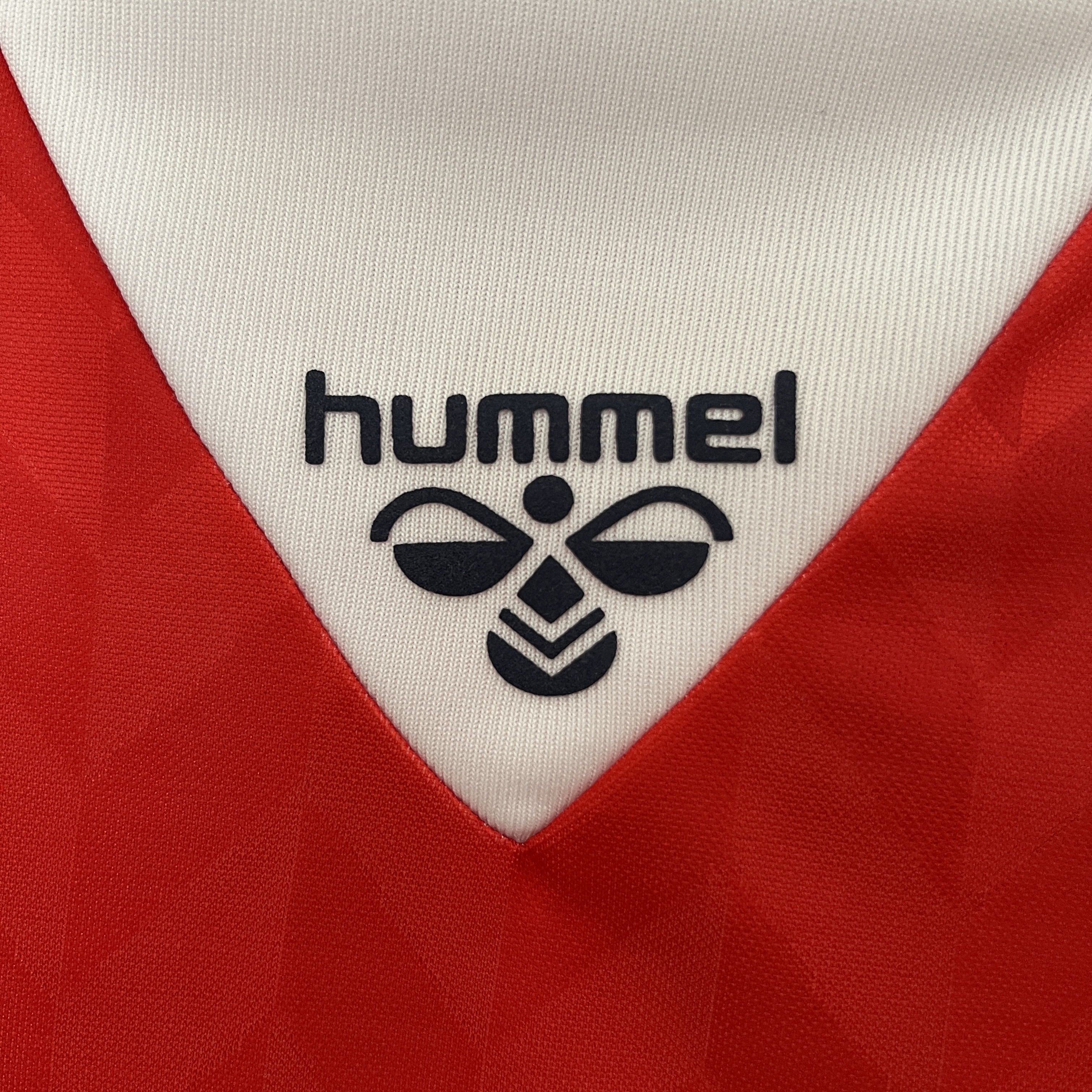 TKH-turbokithub-Retro Denmark 1988 Home Stadium Jersey - Fans Version