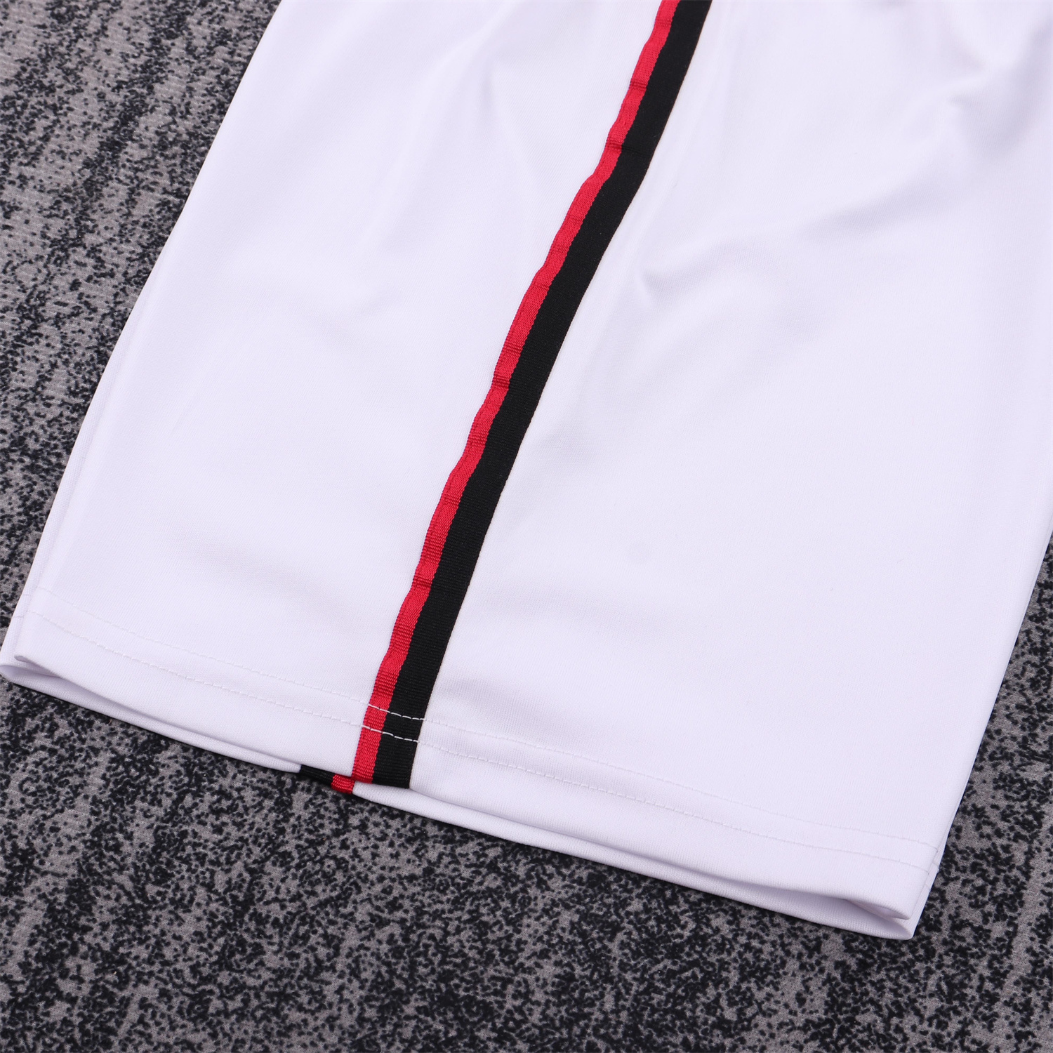 TKH-turbokithub-Retro Manchester United 1999-00 Home Kids Kit