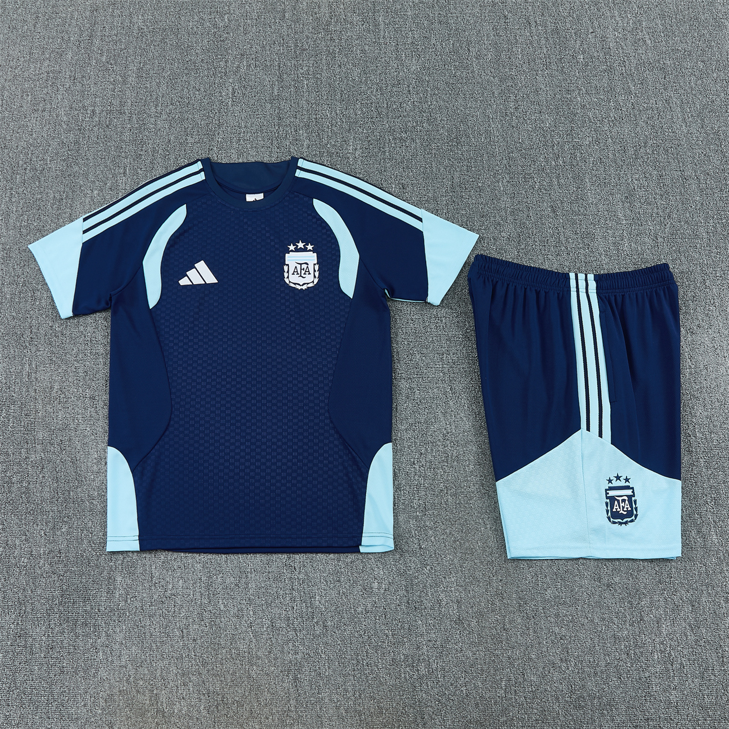 TKH-turbokithub-Argentina 2026 Short-Sleeve Training Set - Dark Blue Top and Shorts