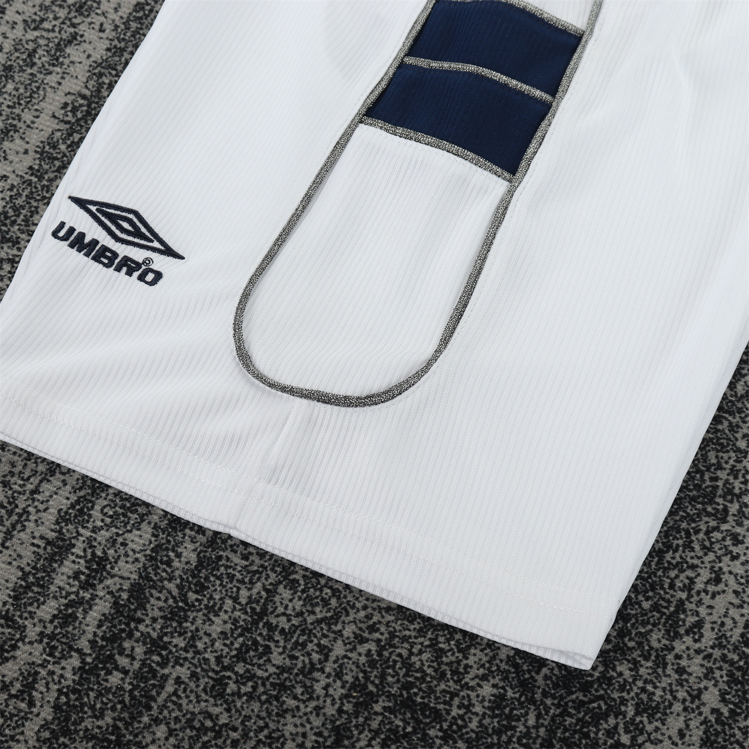 TKH-turbokithub-Retro Manchester United 2000-01 Away Kids Kit