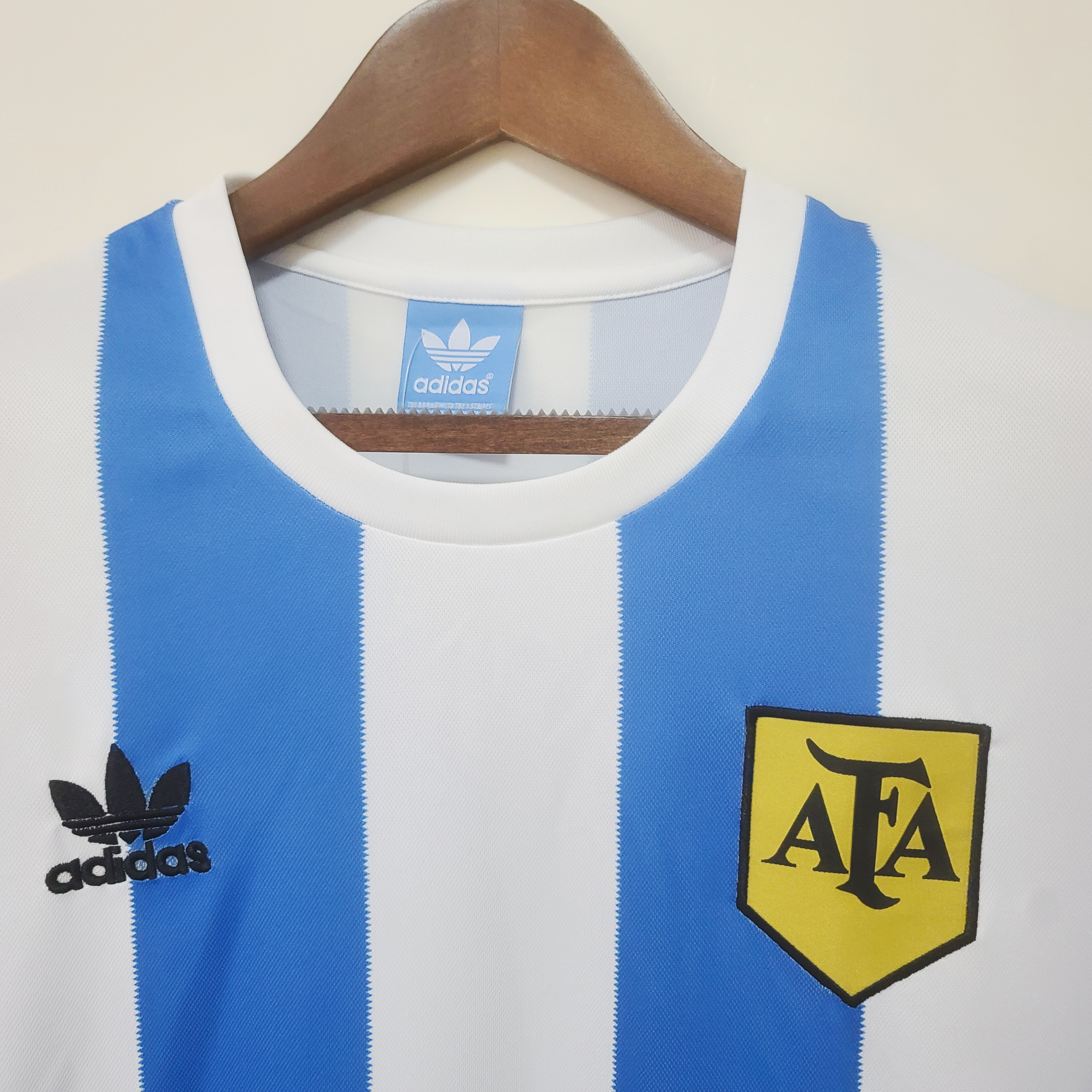 TKH-turbokithub-Retro Argentina 1978 Home Stadium Long Sleeve Jersey