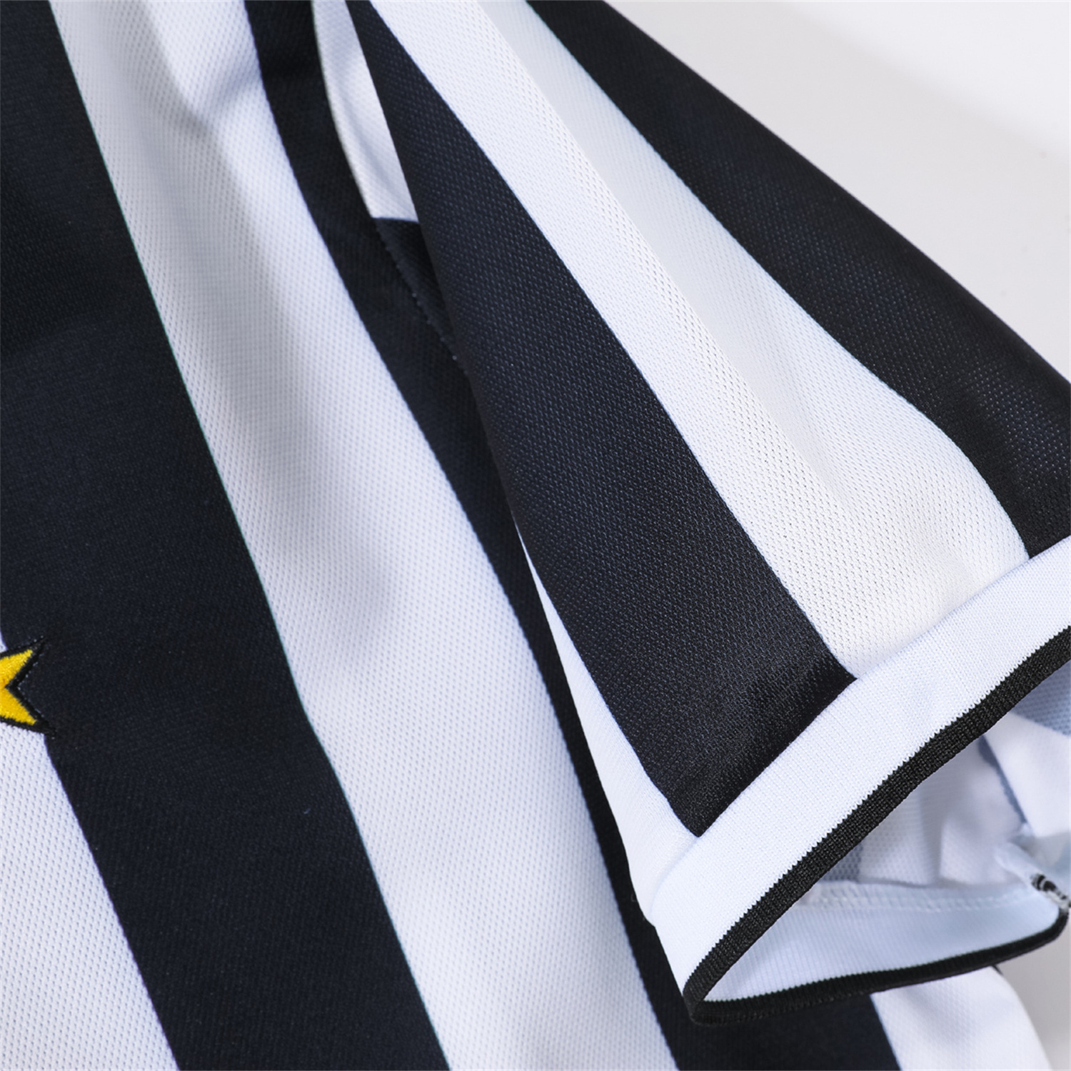 TKH-turbokithub-Retro Juventus 1994-95 Home Jersey