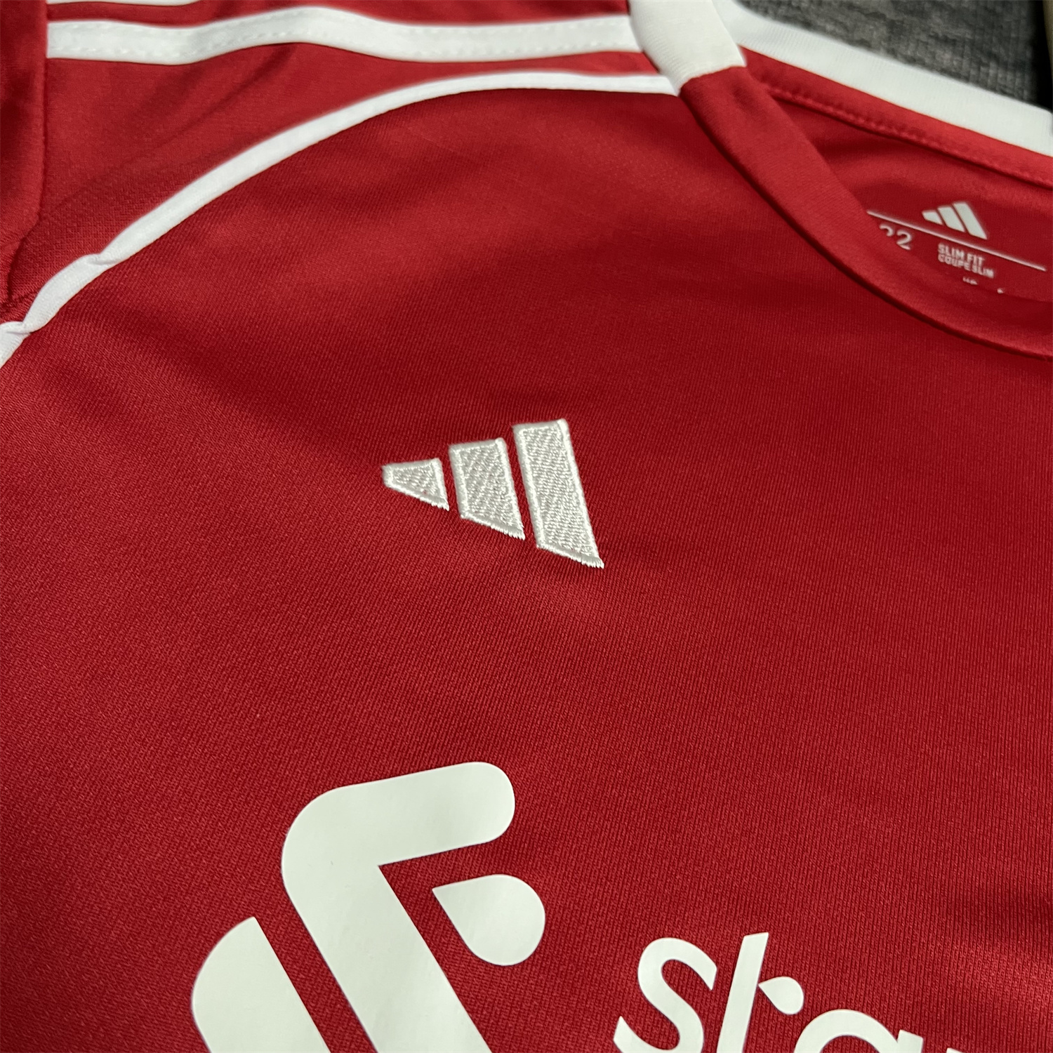 TKH-turbokithub-Liver.pool 25-26 Home Kids Kit