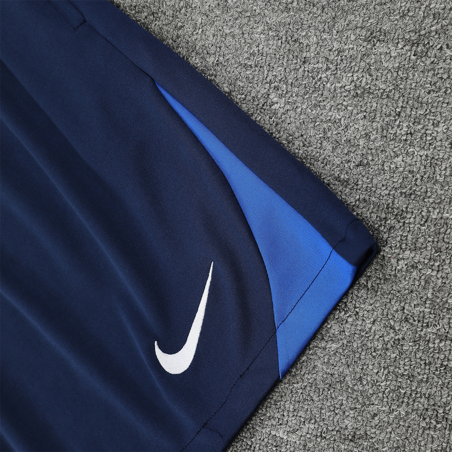 TKH-turbokithub-Paris Saint-Germain PSG 25-26 Short-Sleeve Training Set - Red And Blue Lines Top & Blue Shorts