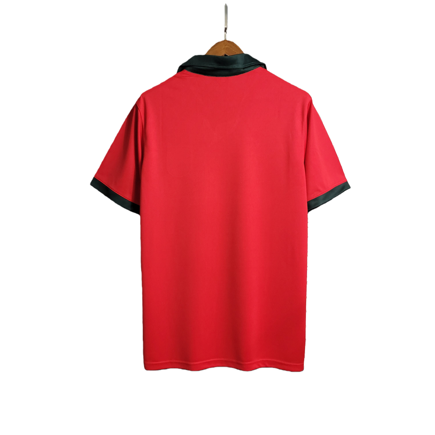 TKH-turbokithub-Retro Portugal 1972 Home Stadium Jersey