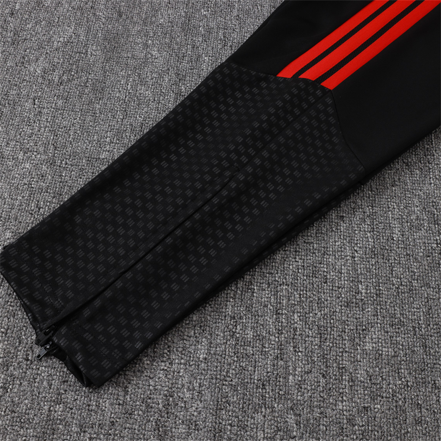 TKH-turbokithub-Arsenal 26-27 Jacket Training Tracksuit - Red Jackets & Black Pants