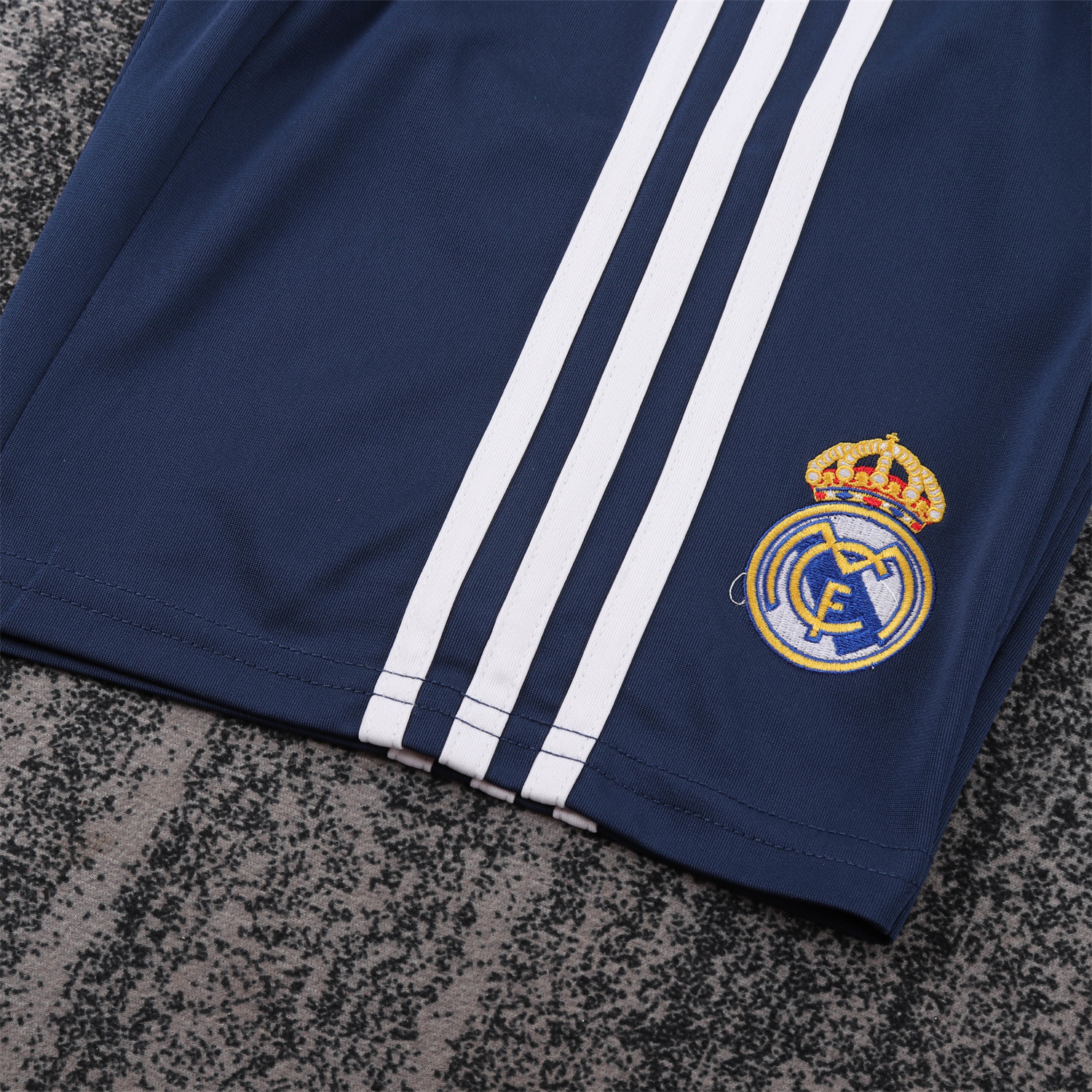 TKH-turbokithub-Retro Real Madrid 2010-11 Away Kids Kit