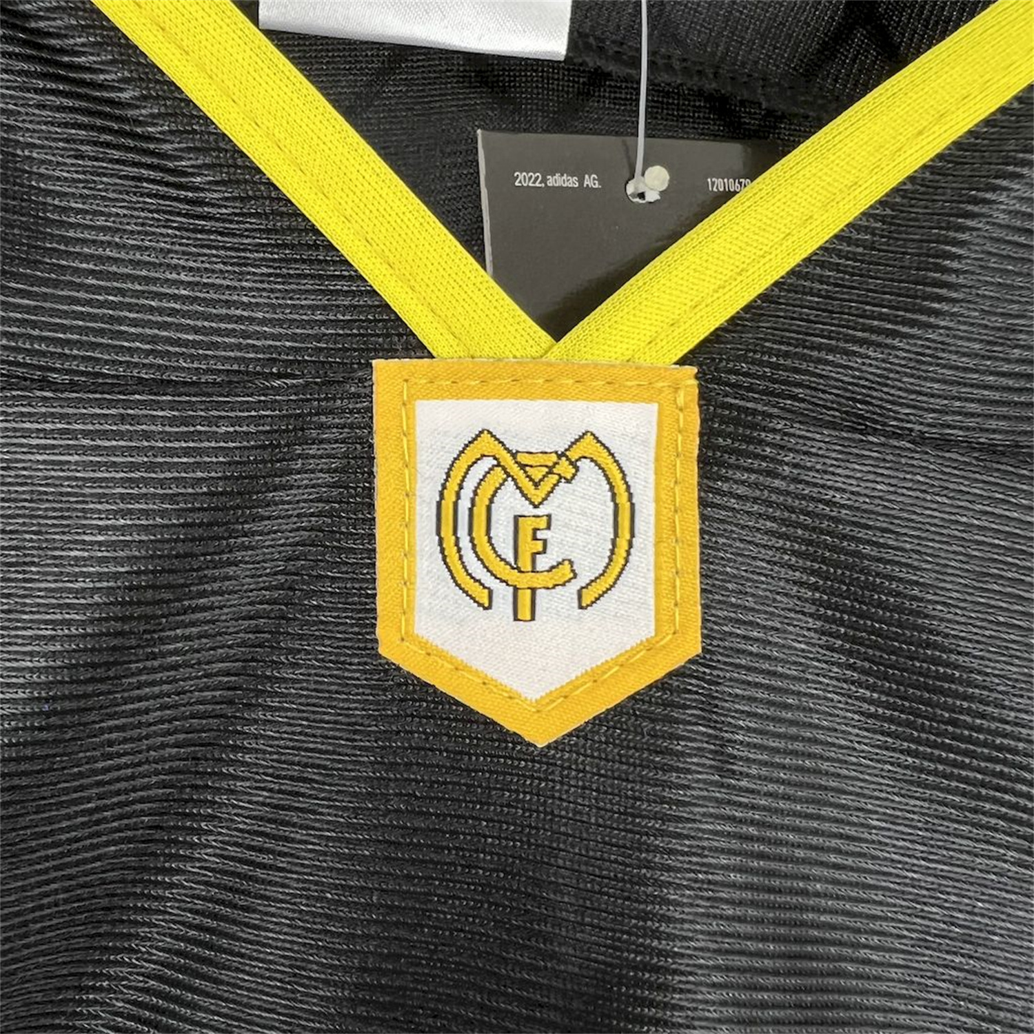 TKH-turbokithub-Retro Real Madrid 1999-01 Away Long Sleeves Jersey