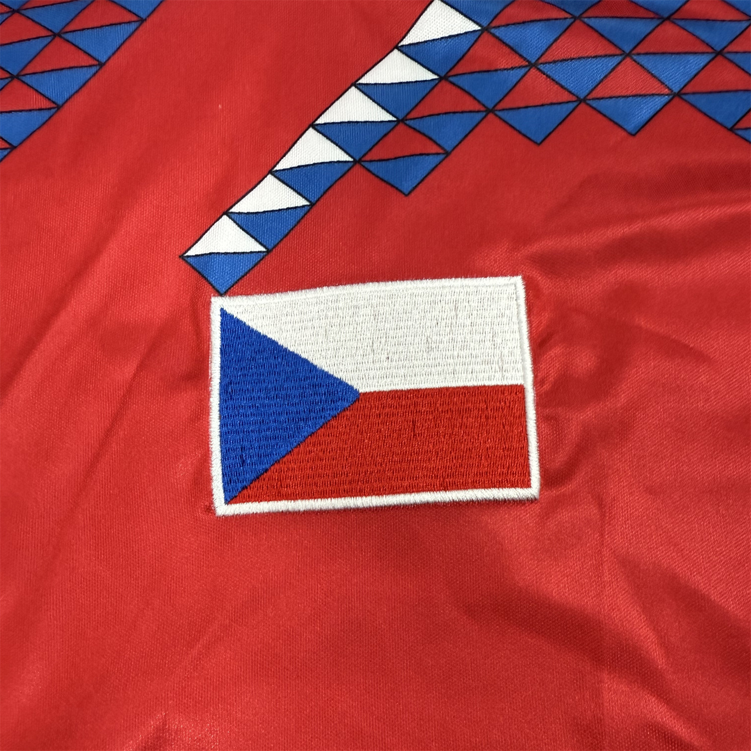 TKH-turbokithub-Retro Slovakia 1990 Home Jersey