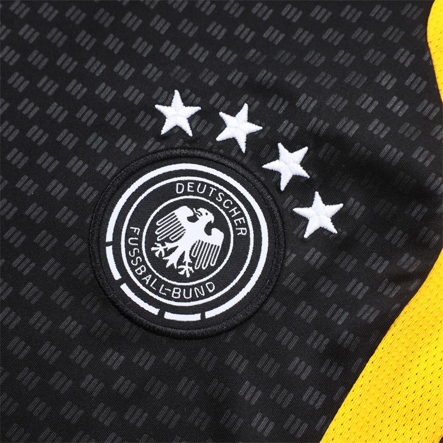 TKH-turbokithub-Germany 2026 Vest Training Set - Black Vest and Black Shorts