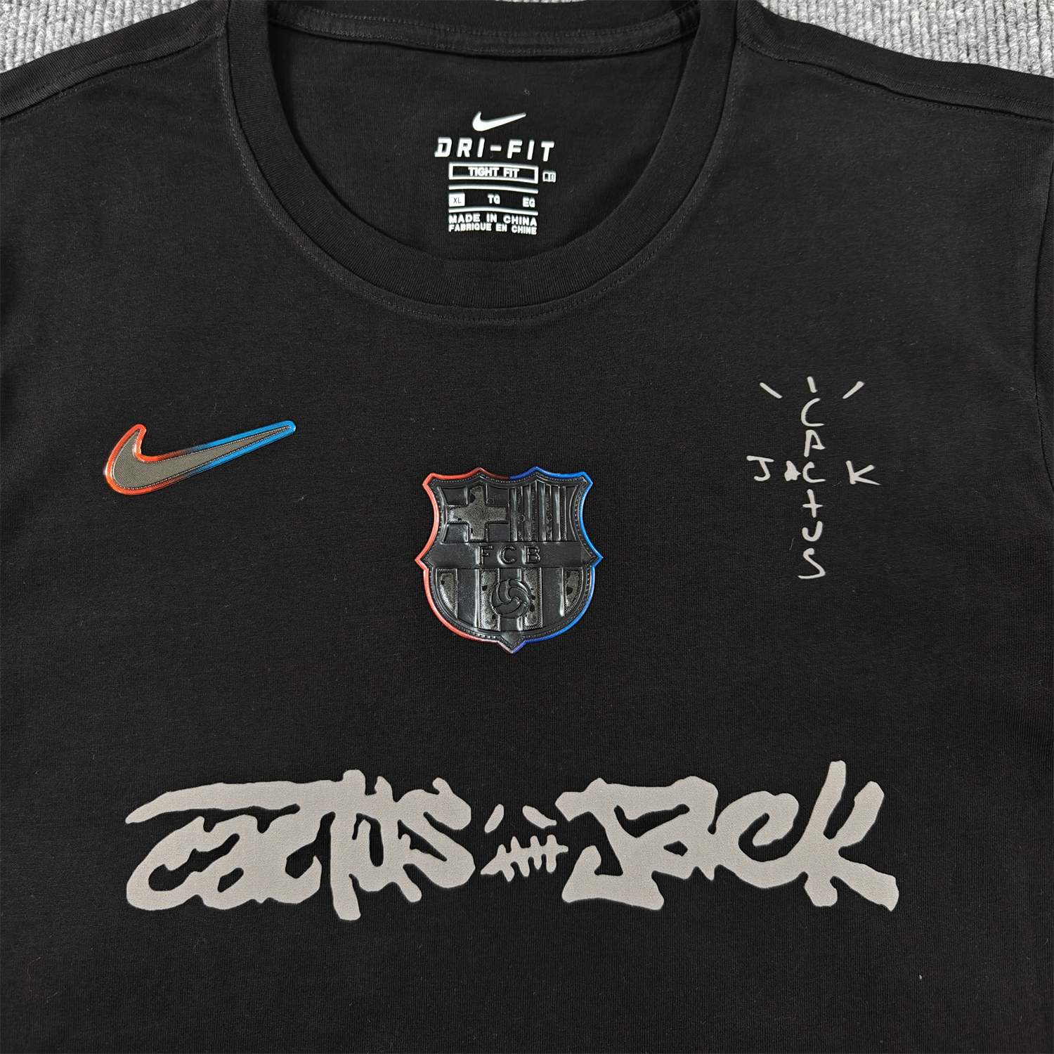 TKH-turbokithub-Barcelona x Travis Scott 25-26 Black T-shirt with Grey ICON