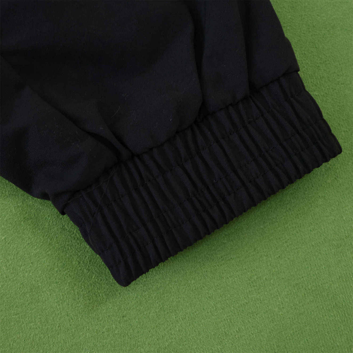 TKH-turbokithub-Liver.pool 25-26 Throwback Windbreaker Jacket - Black