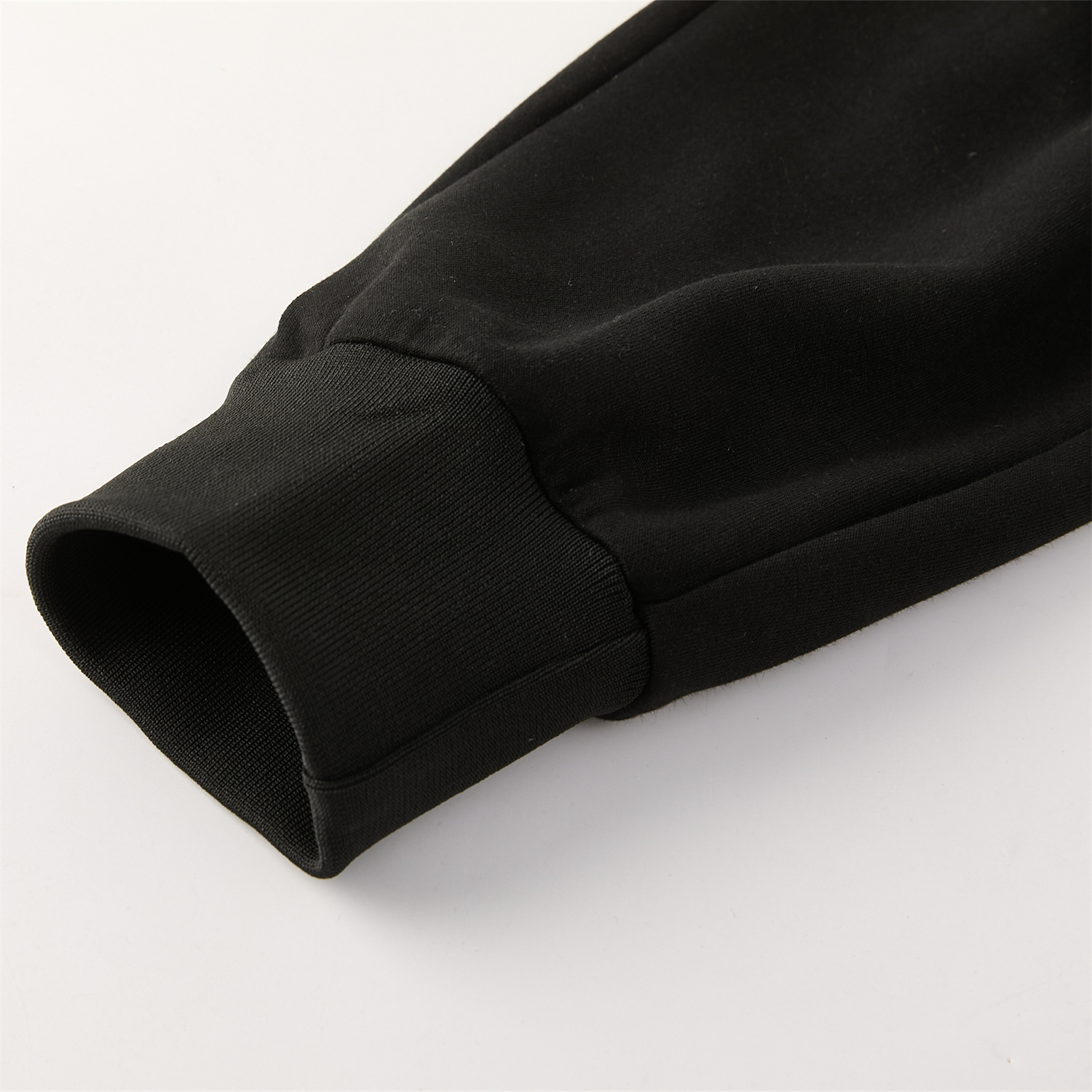 TKH-turbokithub-C.H.E.L.S.E.A 2026 Hooded Windbreaker Training Set - Black Top & Pants