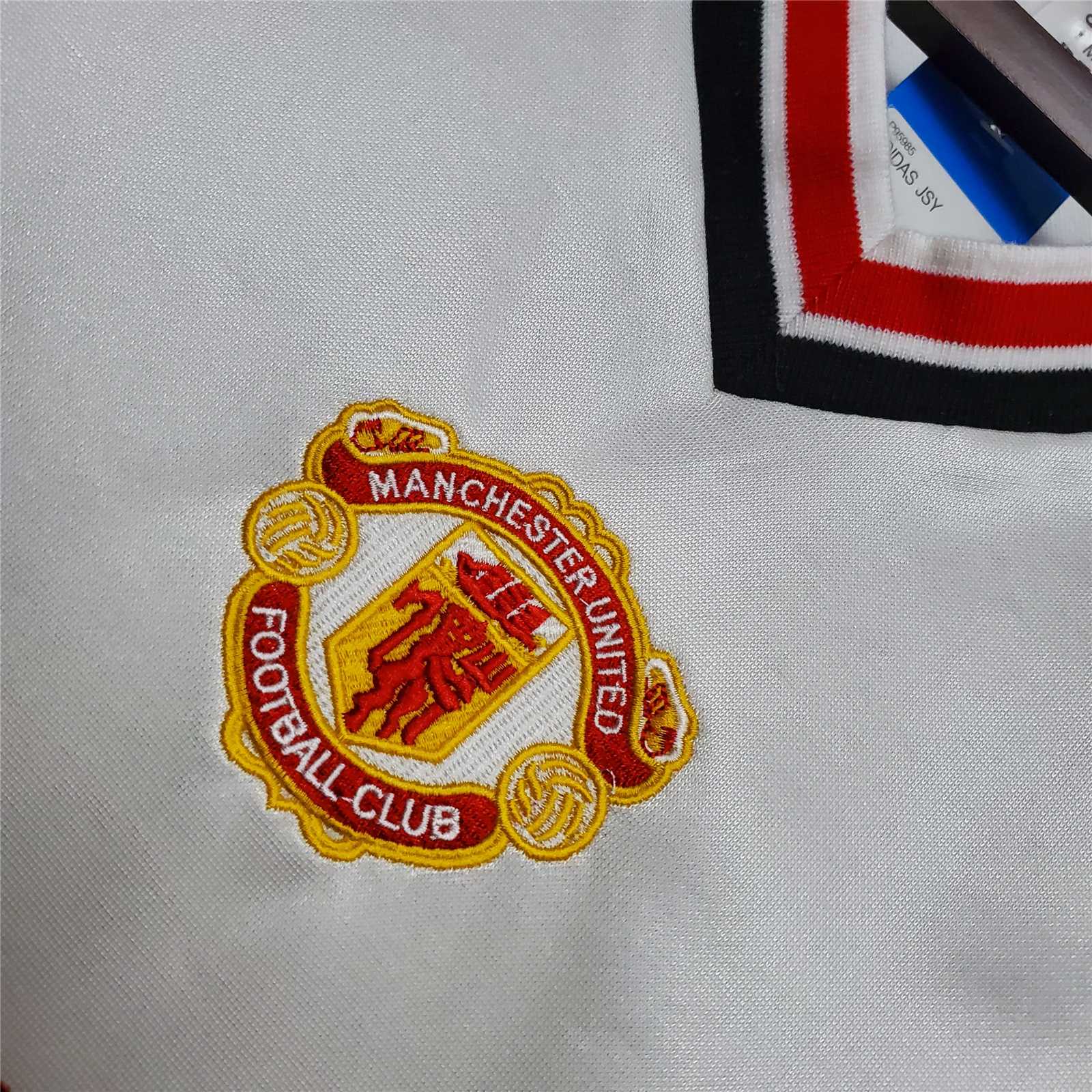 TKH-turbokithub-Retro Manchester United 85-86 Away Jersey