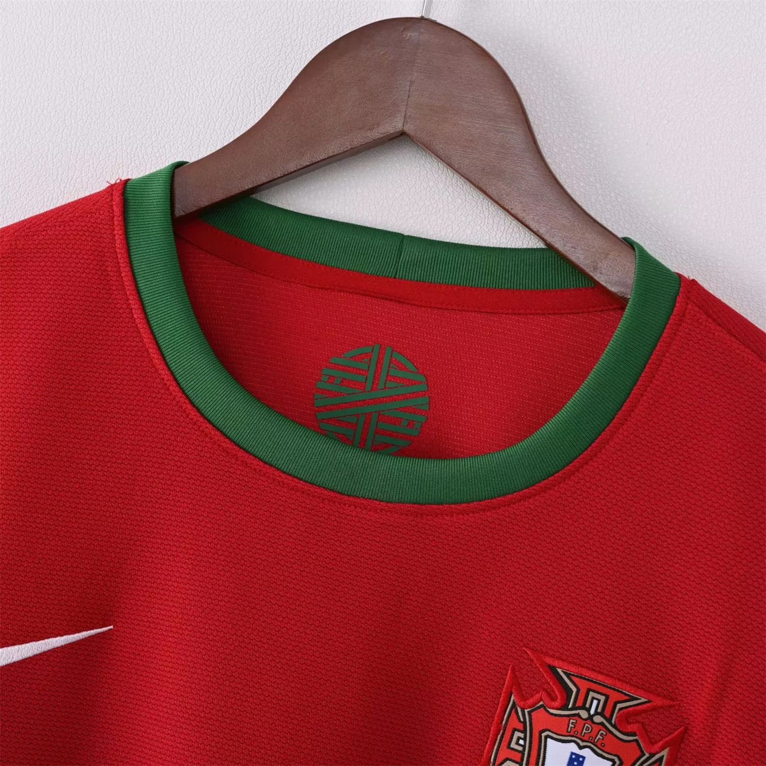 TKH-turbokithub-Retro Portugal 2012 Home Long Sleeves Jersey