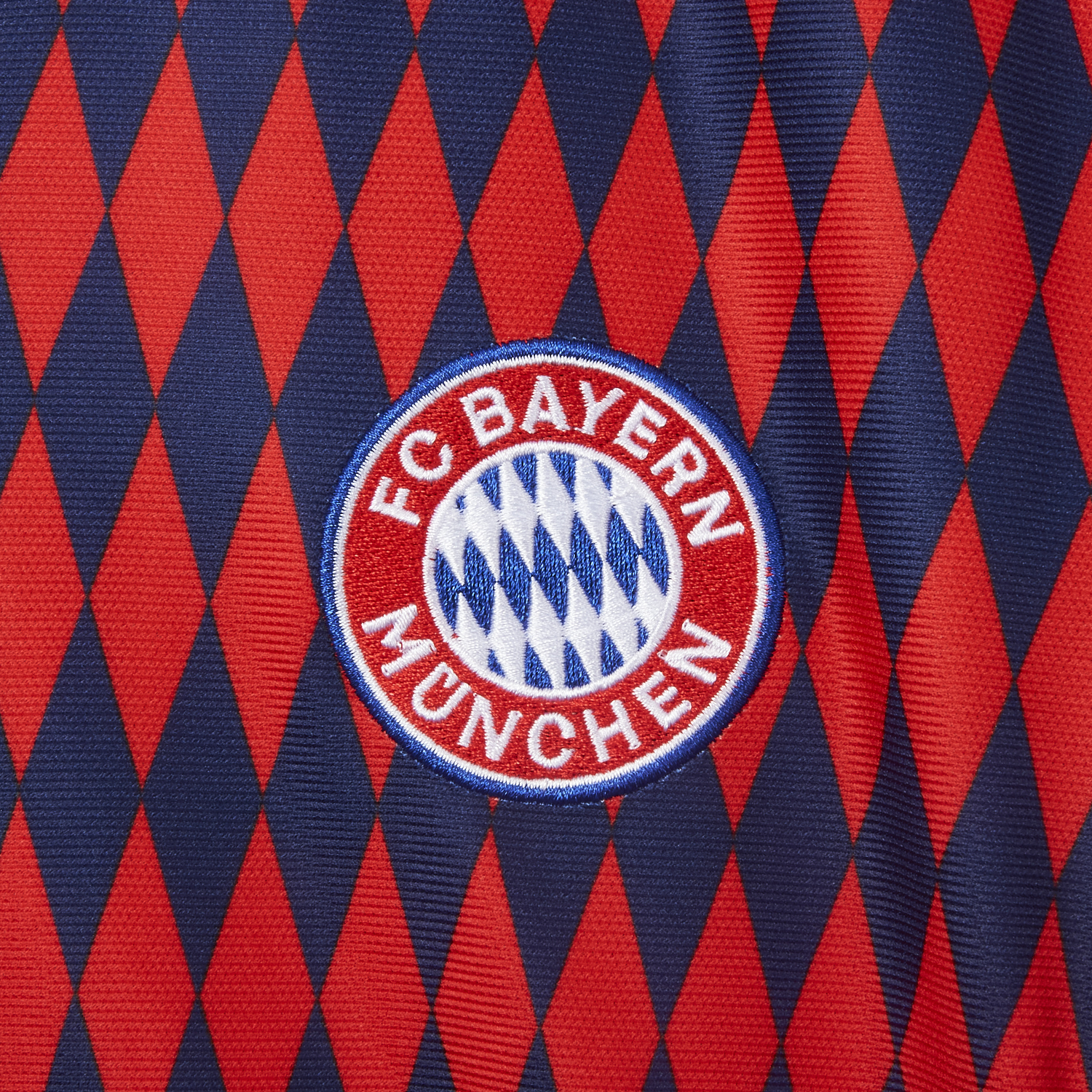 TKH-turbokithub-Bayern Munich 25-26 Trefoil Retro Style Red And Deep Blue Jersey - Fans Version