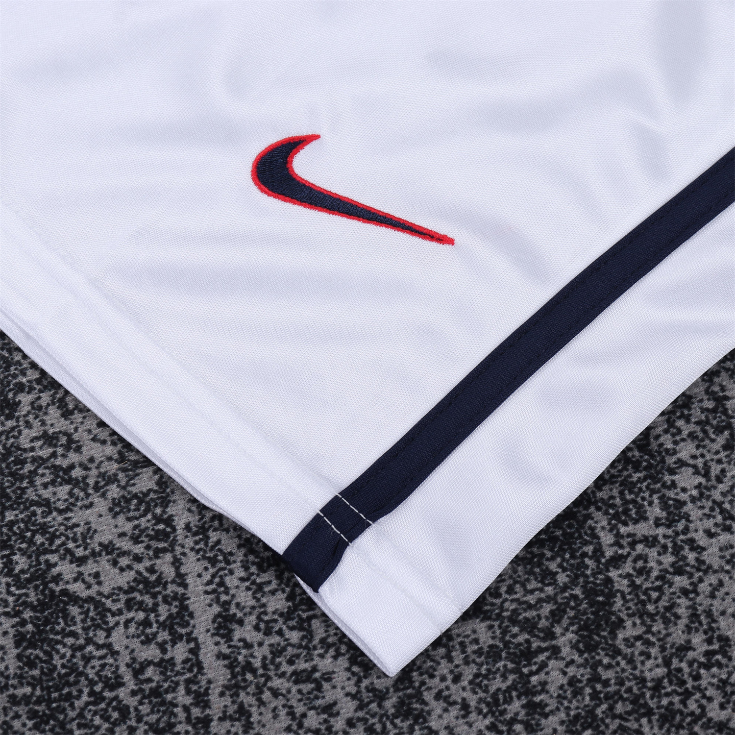 TKH-turbokithub-Retro Paris Saint-Germain PSG 2000-01 Away Kids Kit
