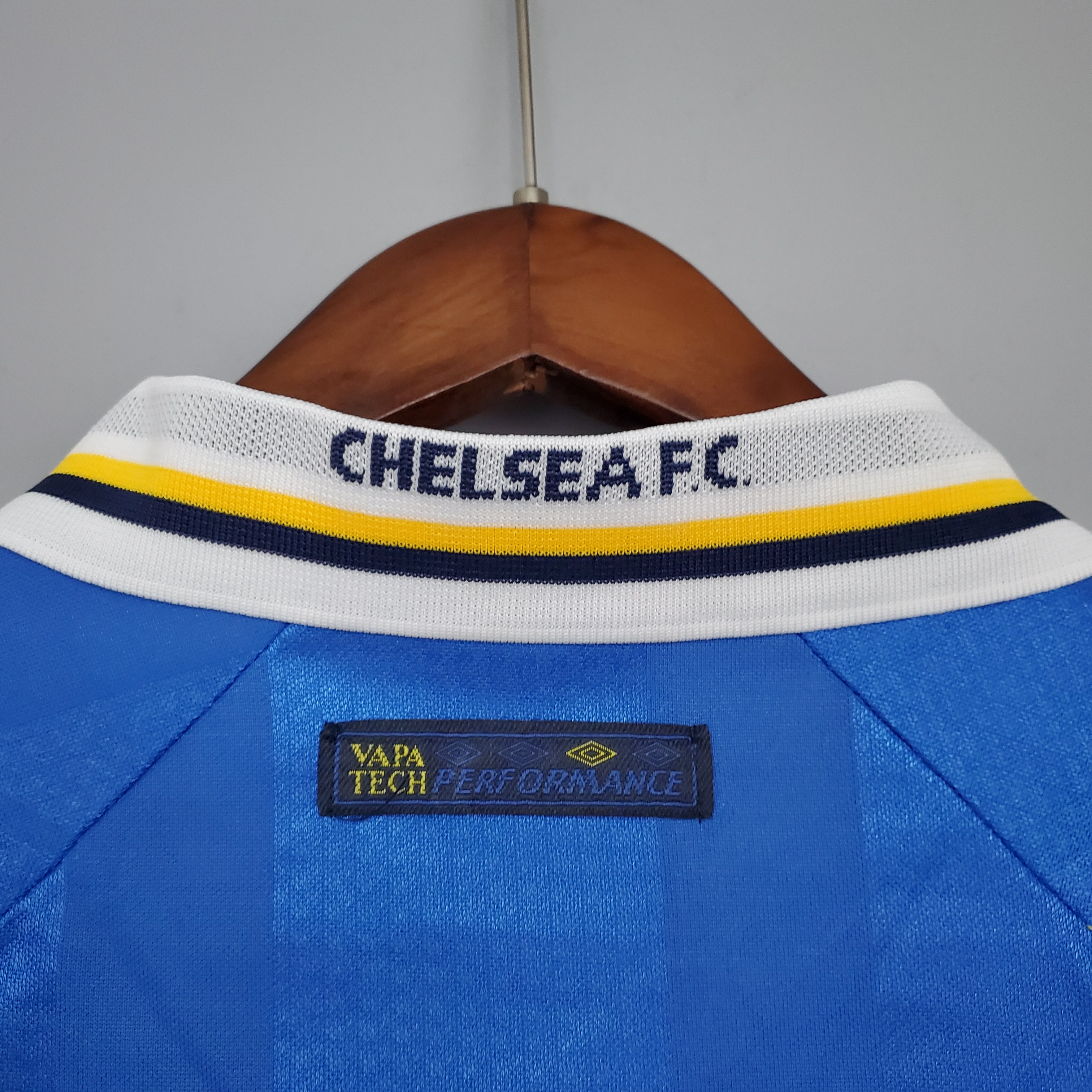 TKH-turbokithub-Retro C.H.E.L.S.E.A 1997-99 Home Stadium Jersey