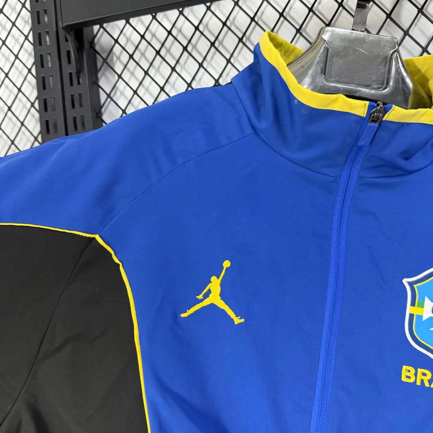 TKH-turbokithub-Brazil 2026 Away Blue With Black Windbreaker