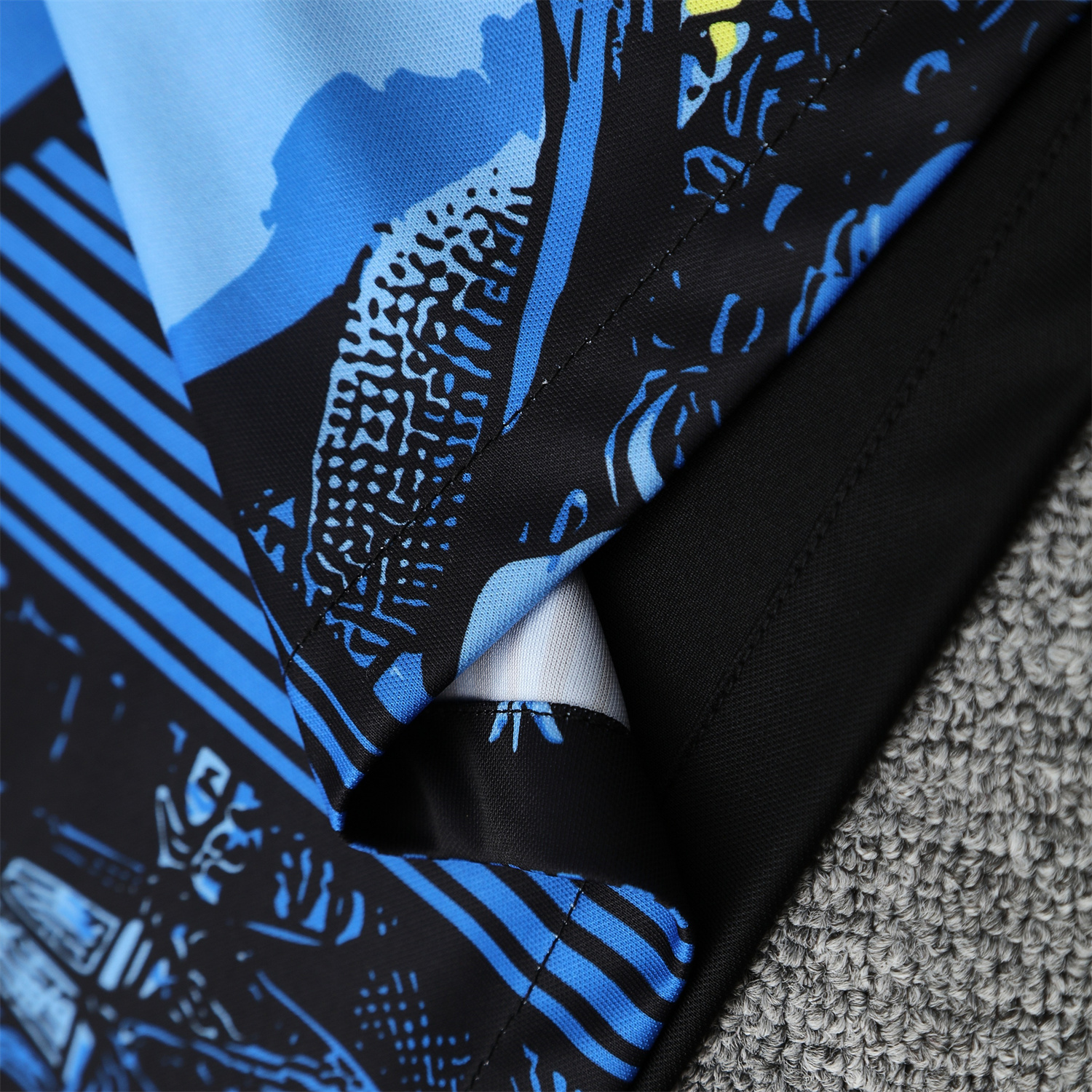 TKH-turbokithub-Brazil 25-26 Blue Jesus Statue Vest Training Set - Blue Vest & Black Shorts