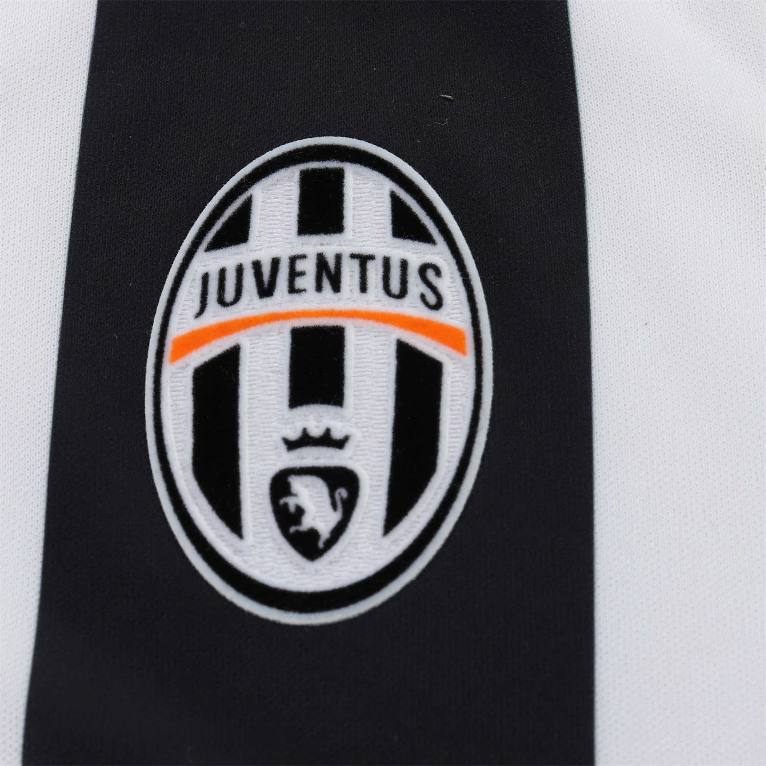 TKH-turbokithub-Retro Juventus 2004-05 Home Kids Kit