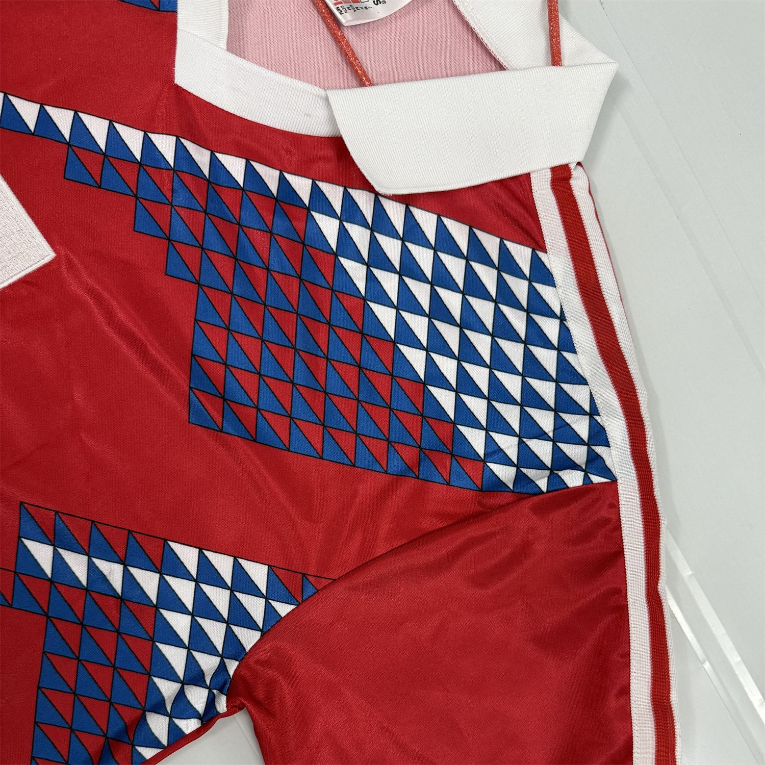 TKH-turbokithub-Retro Slovakia 1990 Home Jersey
