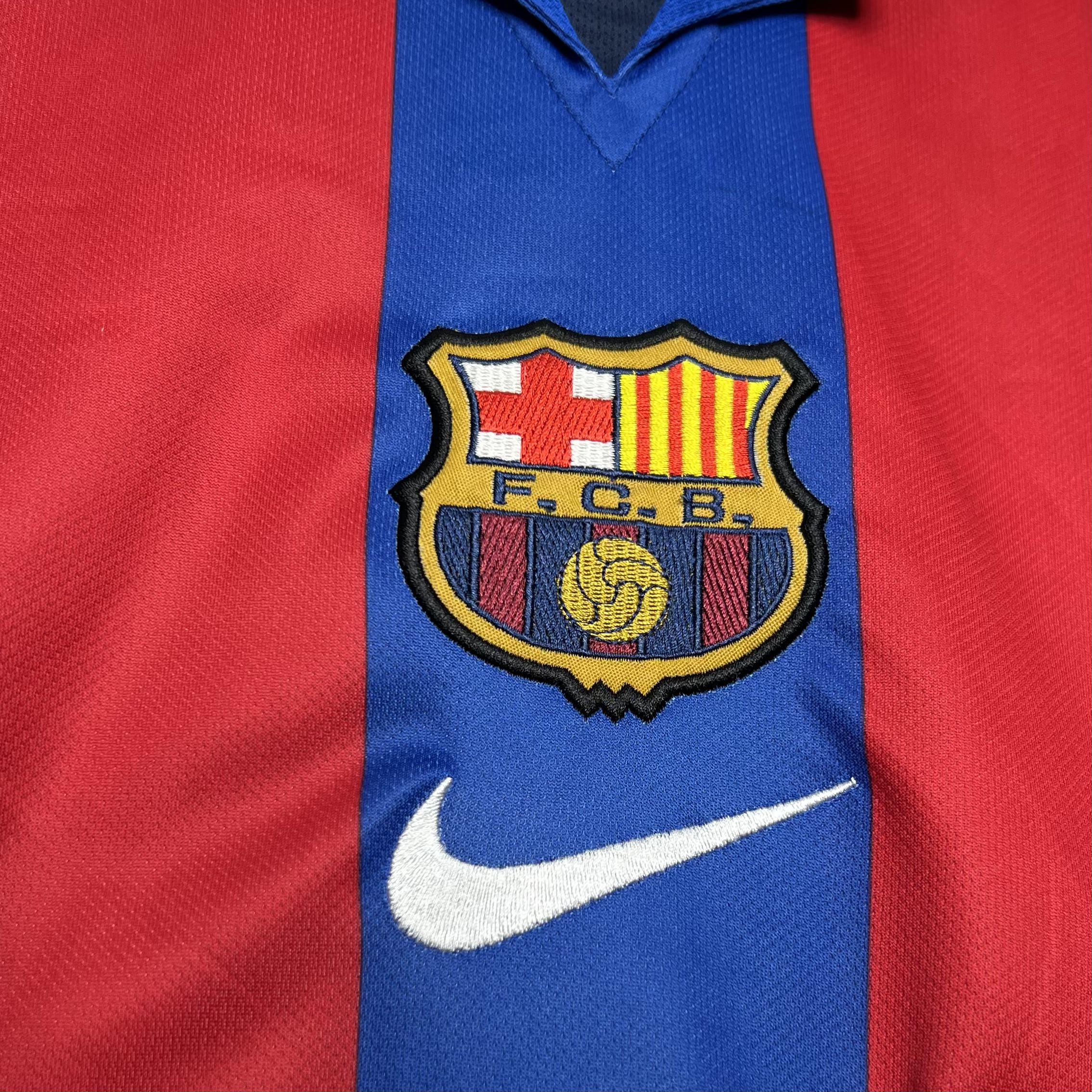 TKH-turbokithub-Retro Barcelona 01-02 Home Stadium Jersey