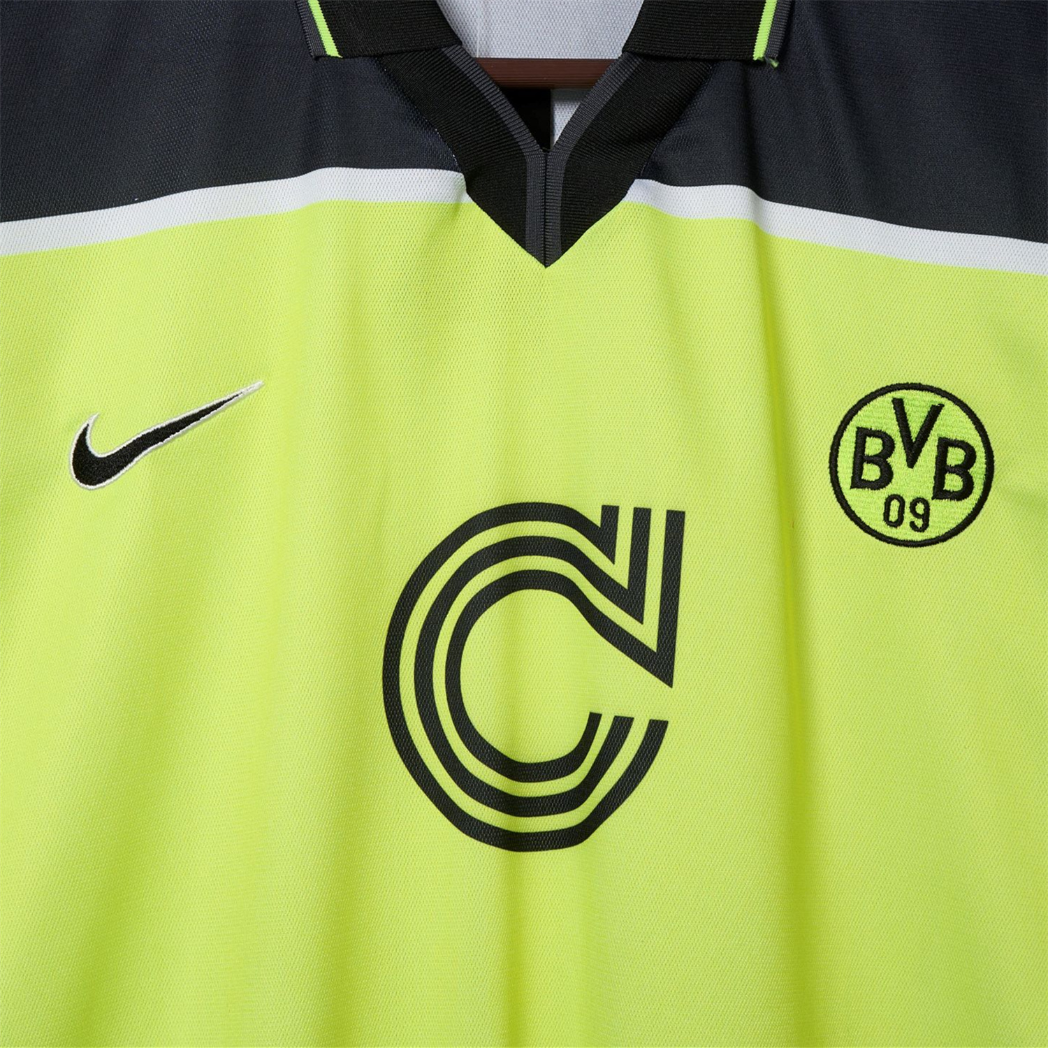 TKH-turbokithub-Retro Dortmund 1996-97 Home Champions League Final Jersey
