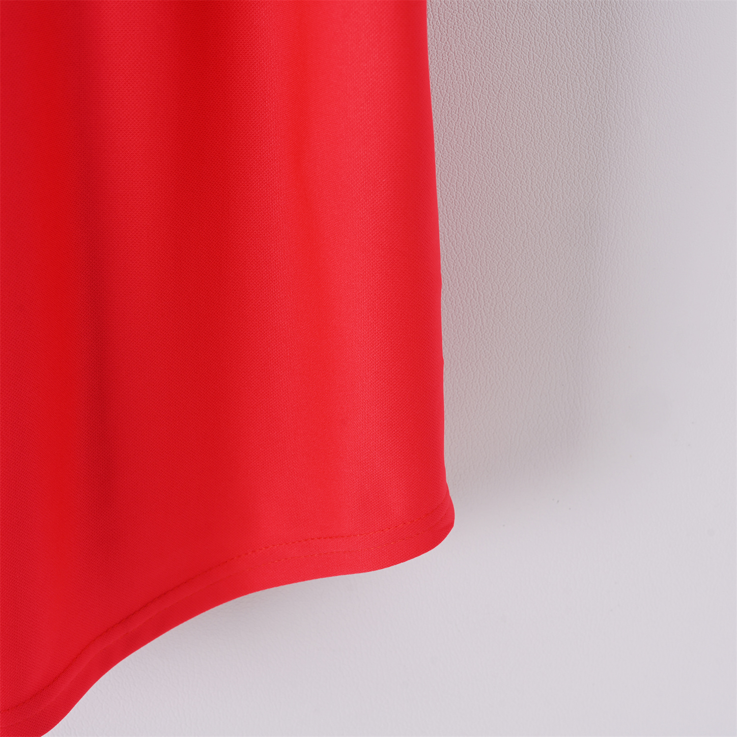 TKH-turbokithub-Retro Liver.pool 2000-01 Home Jersey
