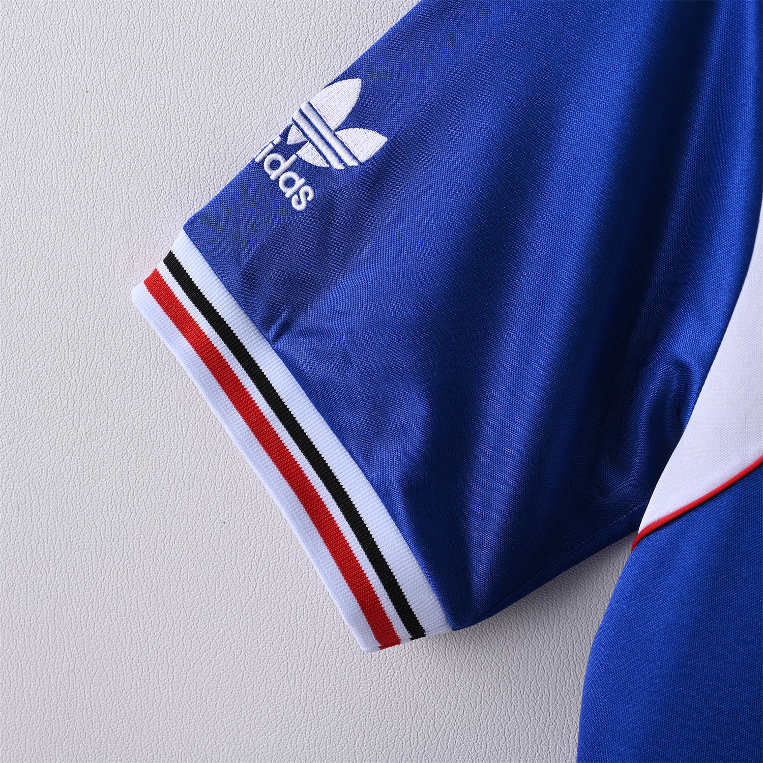 TKH-turbokithub-Retro Manchester United 84-86 Third Jersey