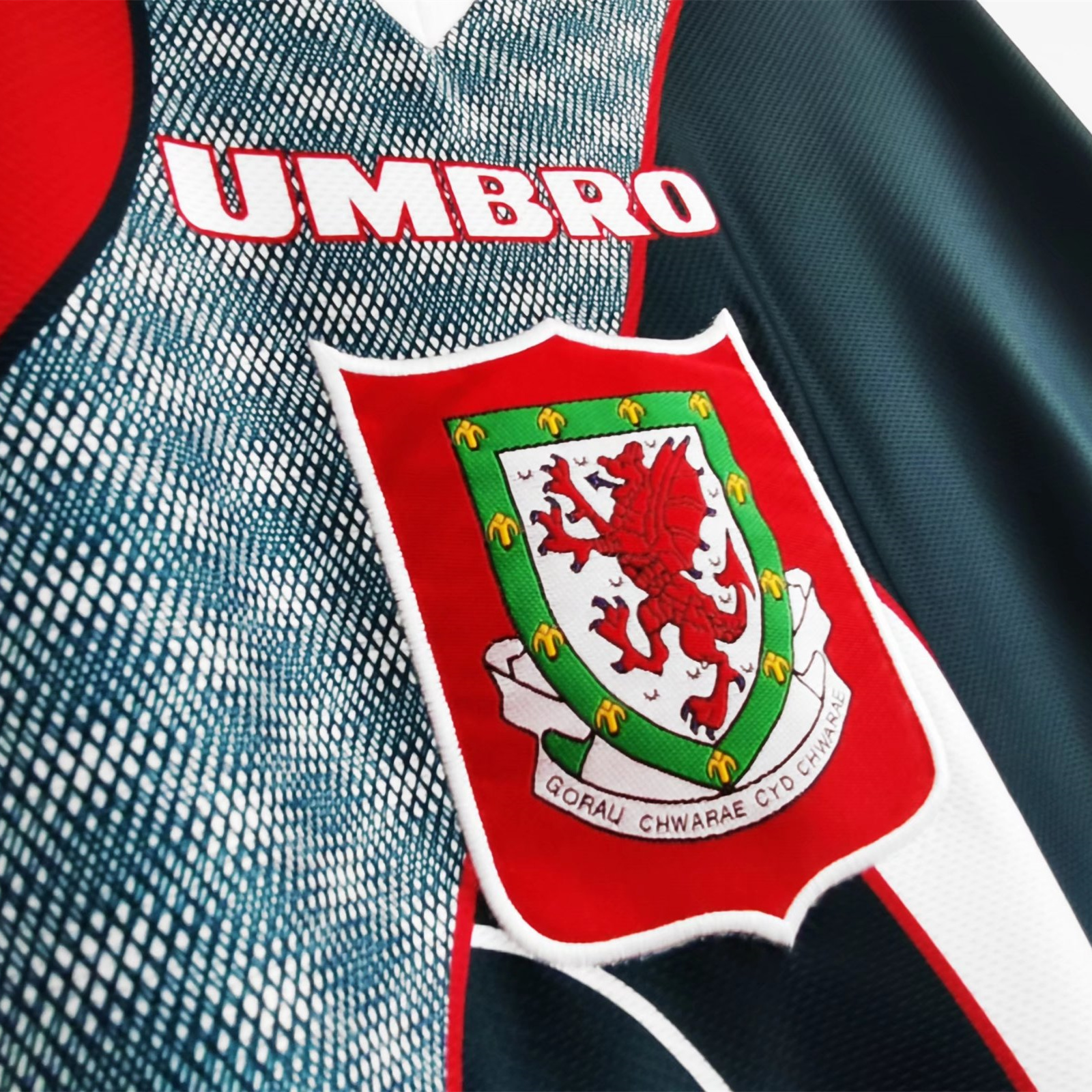TKH-turbokithub-Retro Wales 1994 Away Stadium Jersey