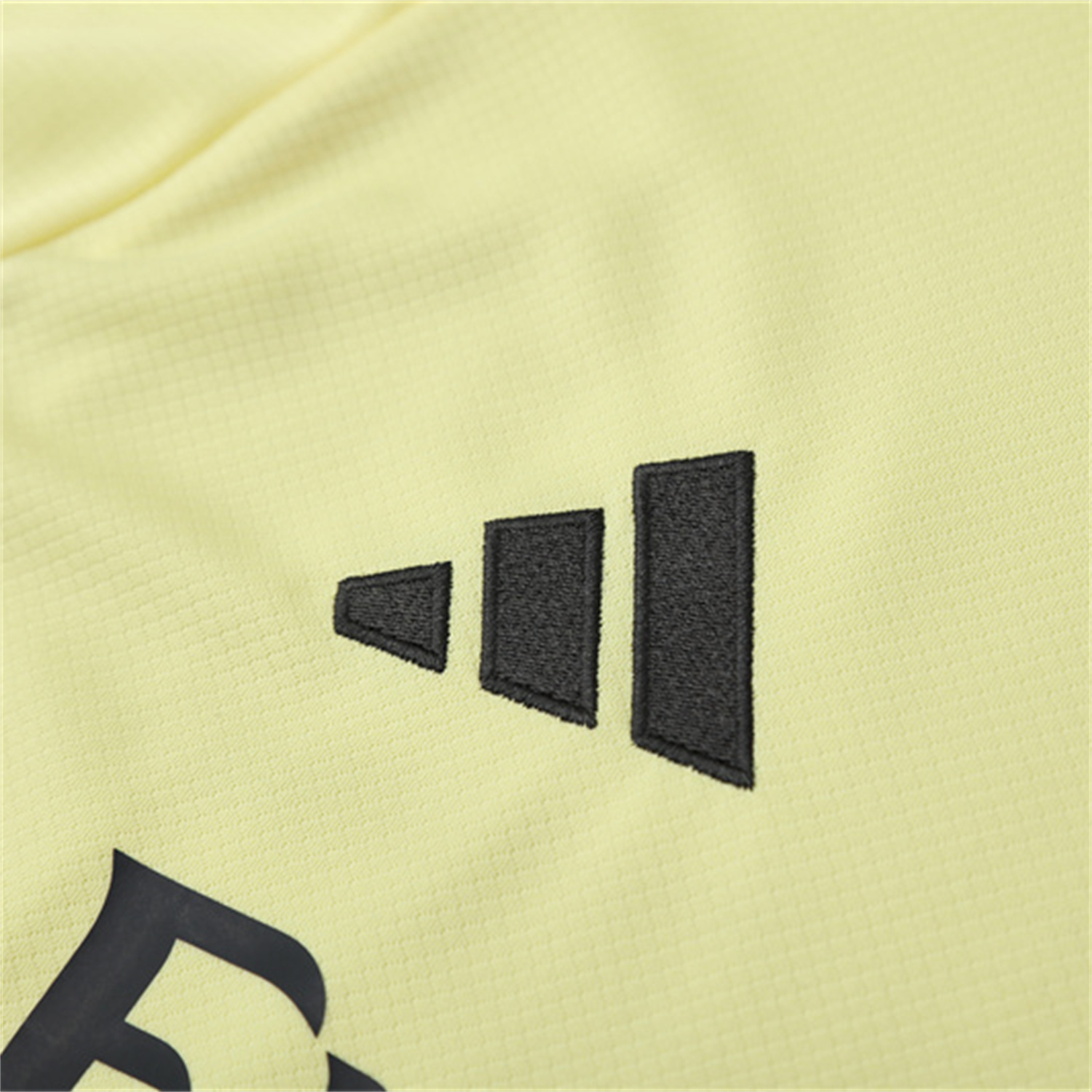 TKH-turbokithub-Real Madrid 25-26 Kids Short-Sleeve Training Set - Yellow Top and Grey Shorts